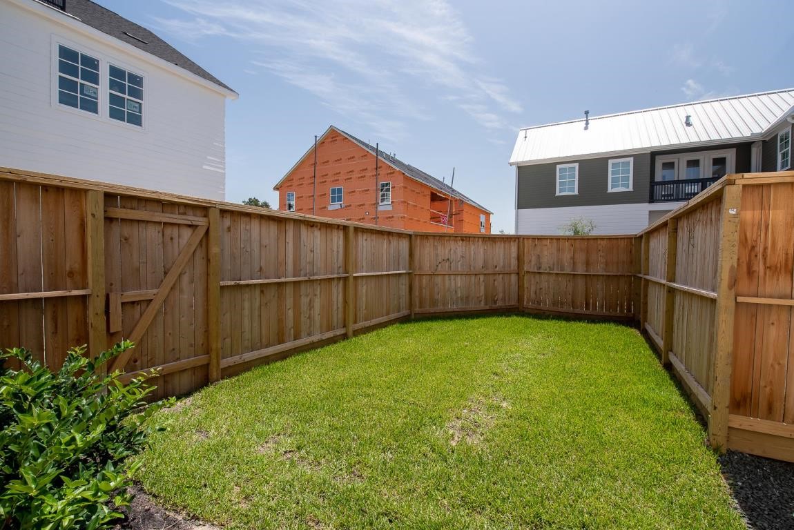 5302 S Capitol Property Photo 3