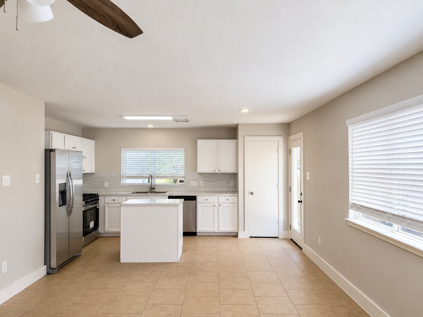1210 Verde Trails Drive Property Photo 4