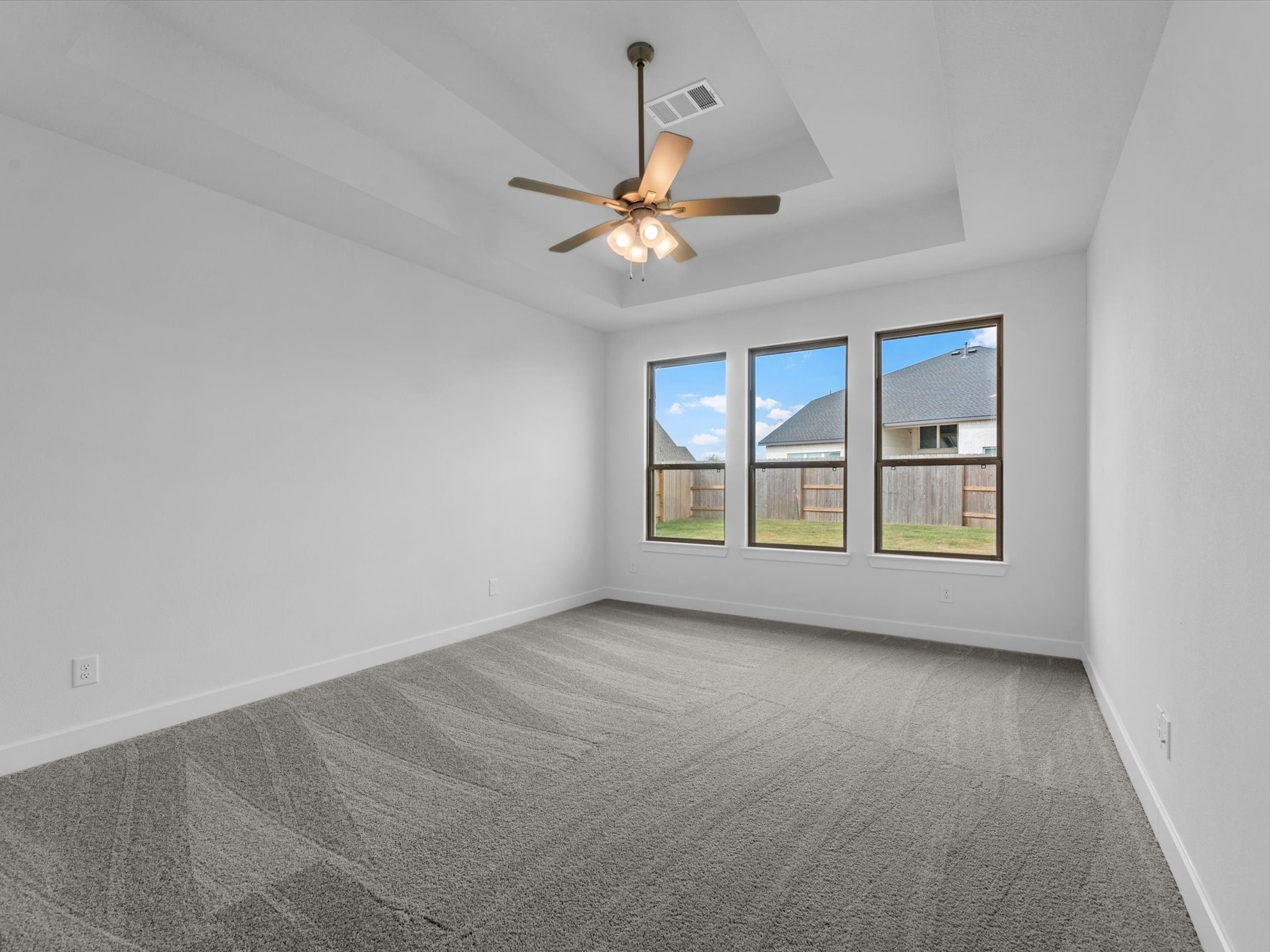 18807 Jade Grove Street Property Photo 9