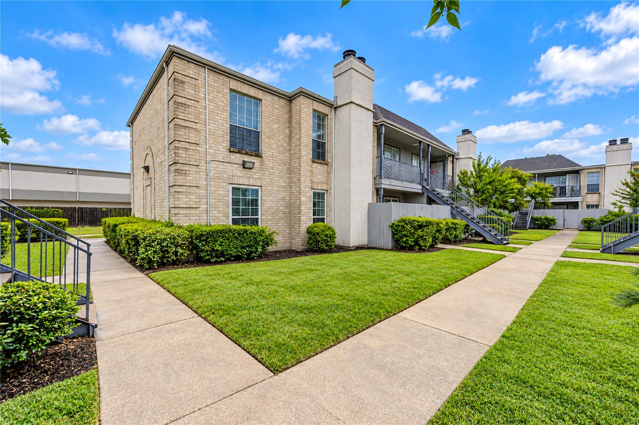 6606 De Moss Drive # 1602, Houston TX 77074 Property Photo 1