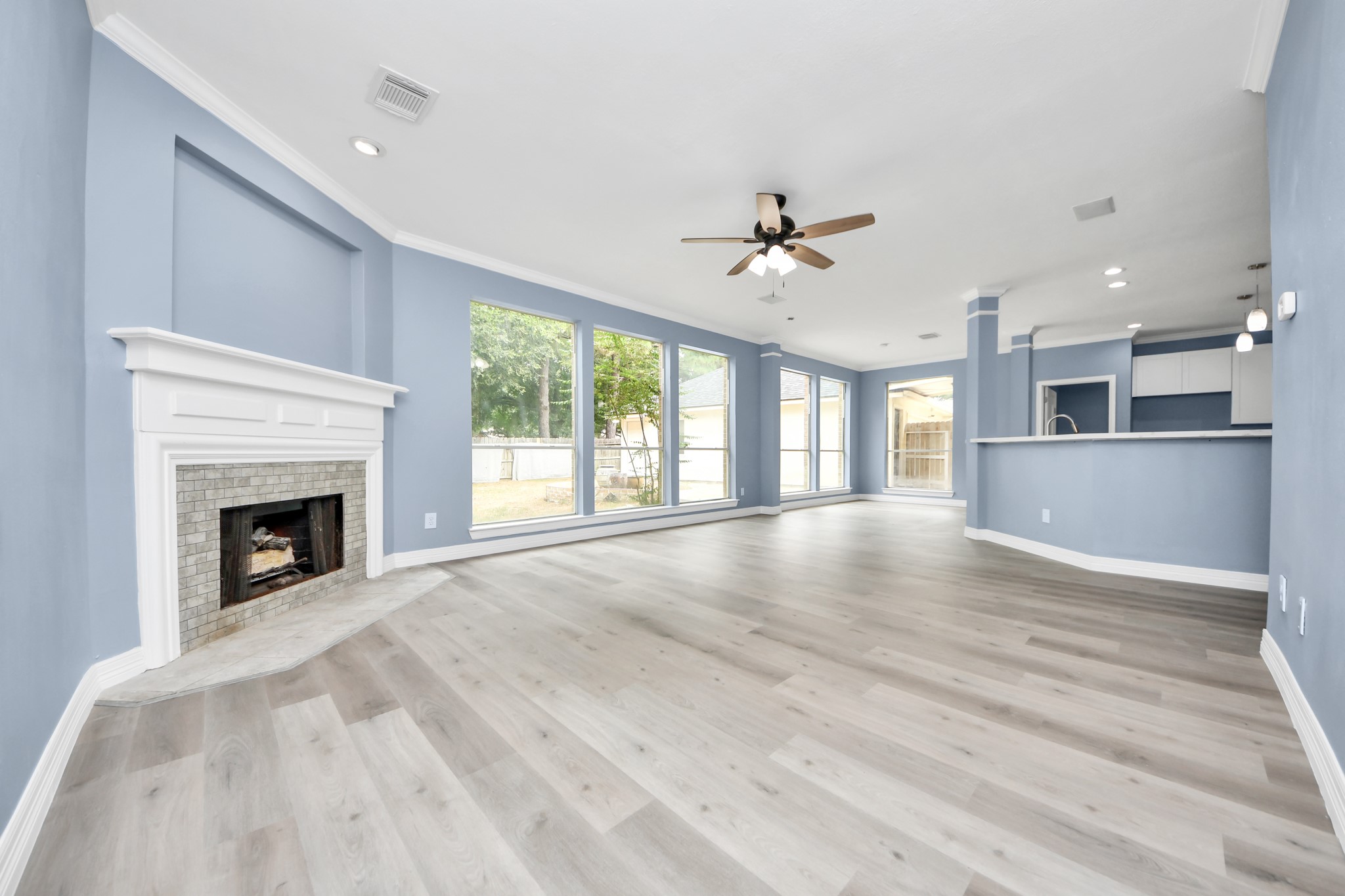 16203 Broken Timber Circle Property Photo 4