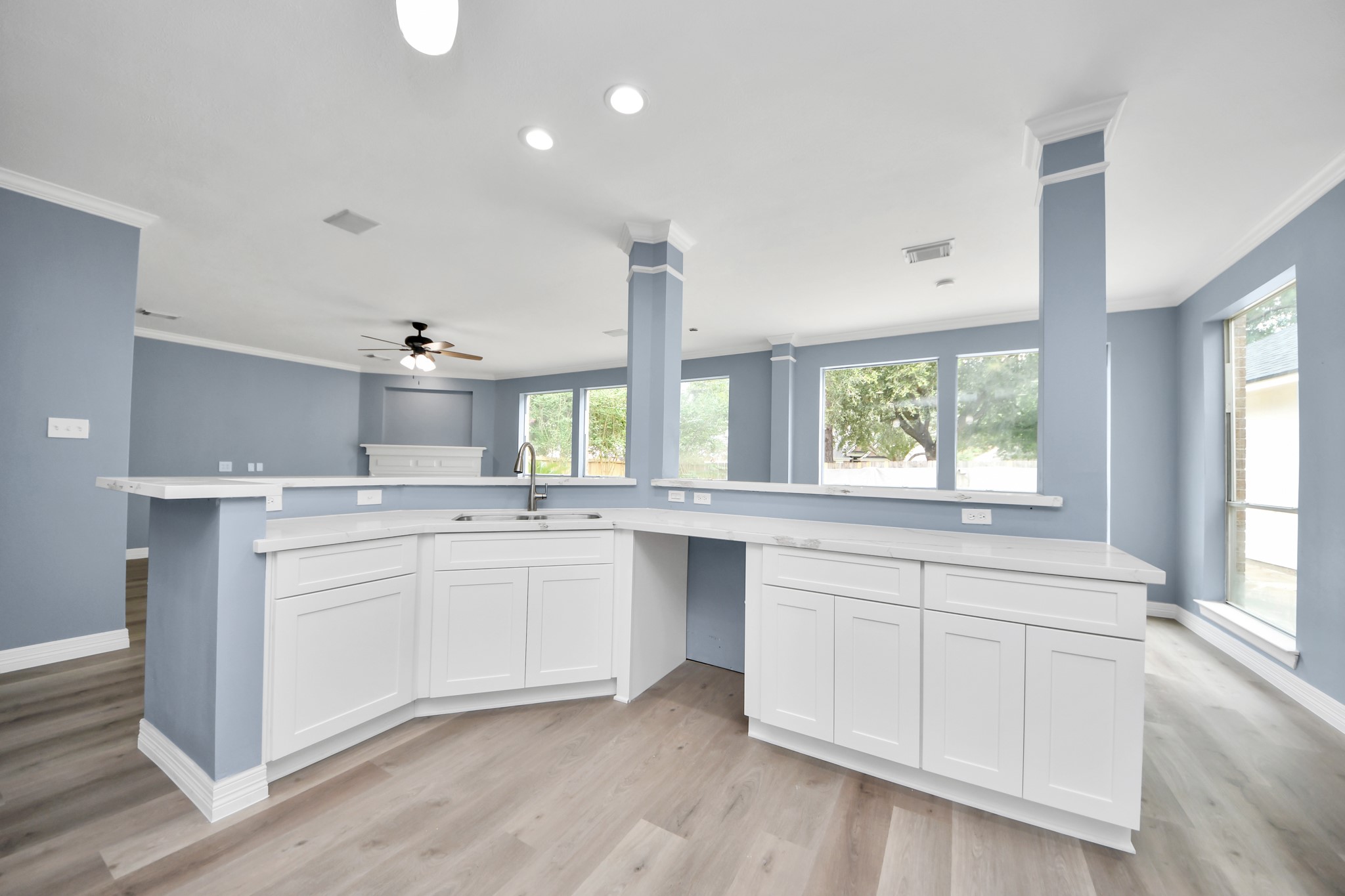 16203 Broken Timber Circle Property Photo 5
