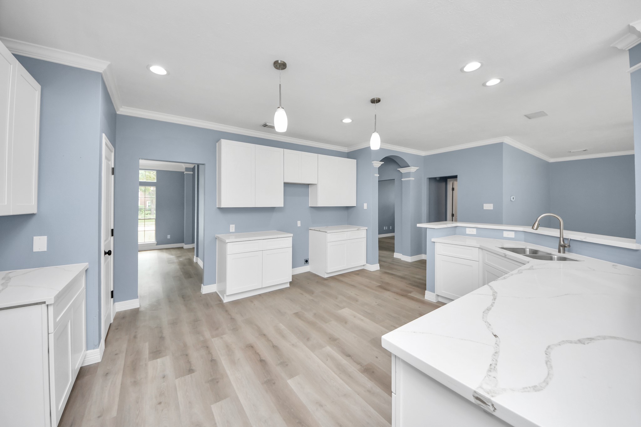 16203 Broken Timber Circle Property Photo 6