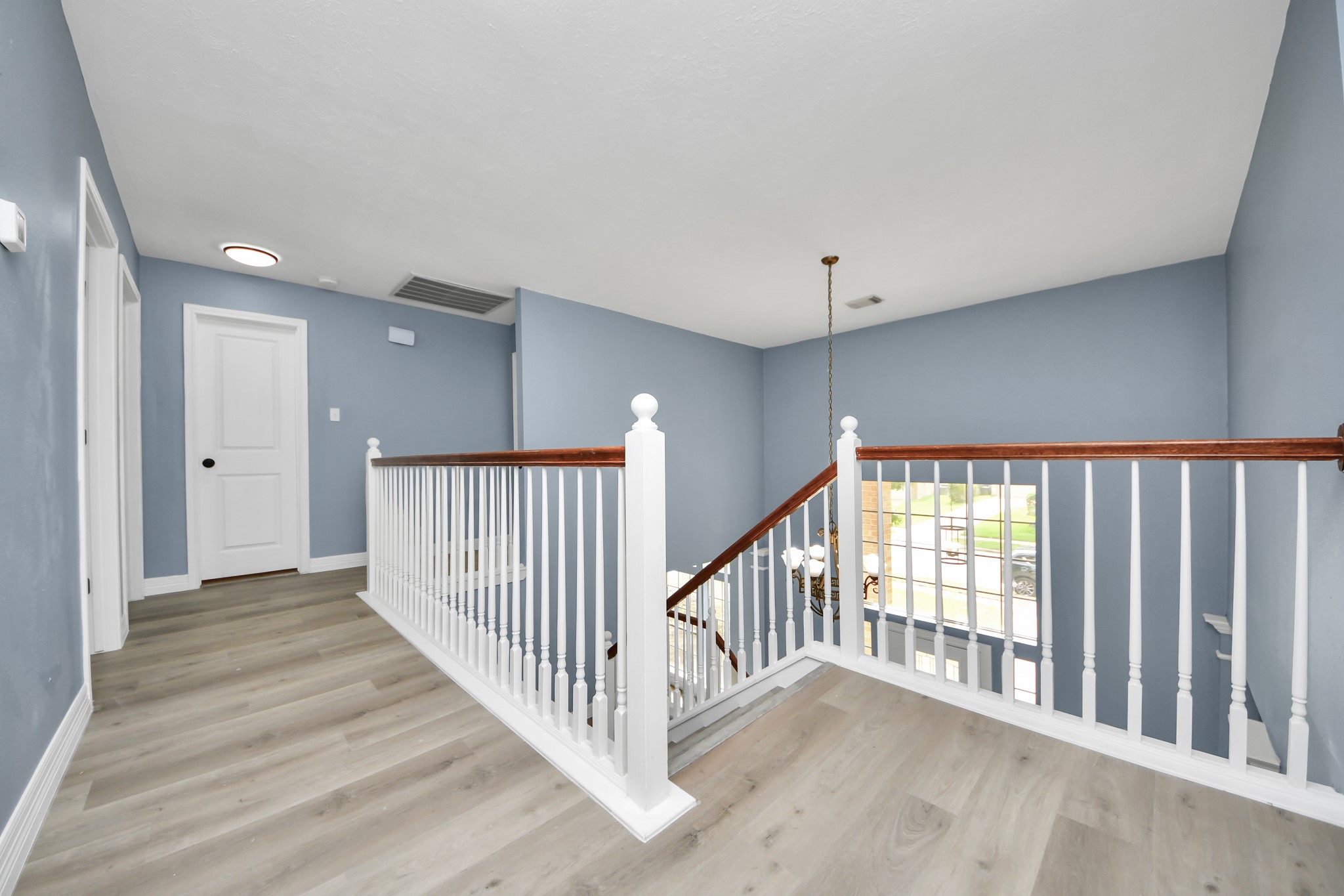 16203 Broken Timber Circle Property Photo 11