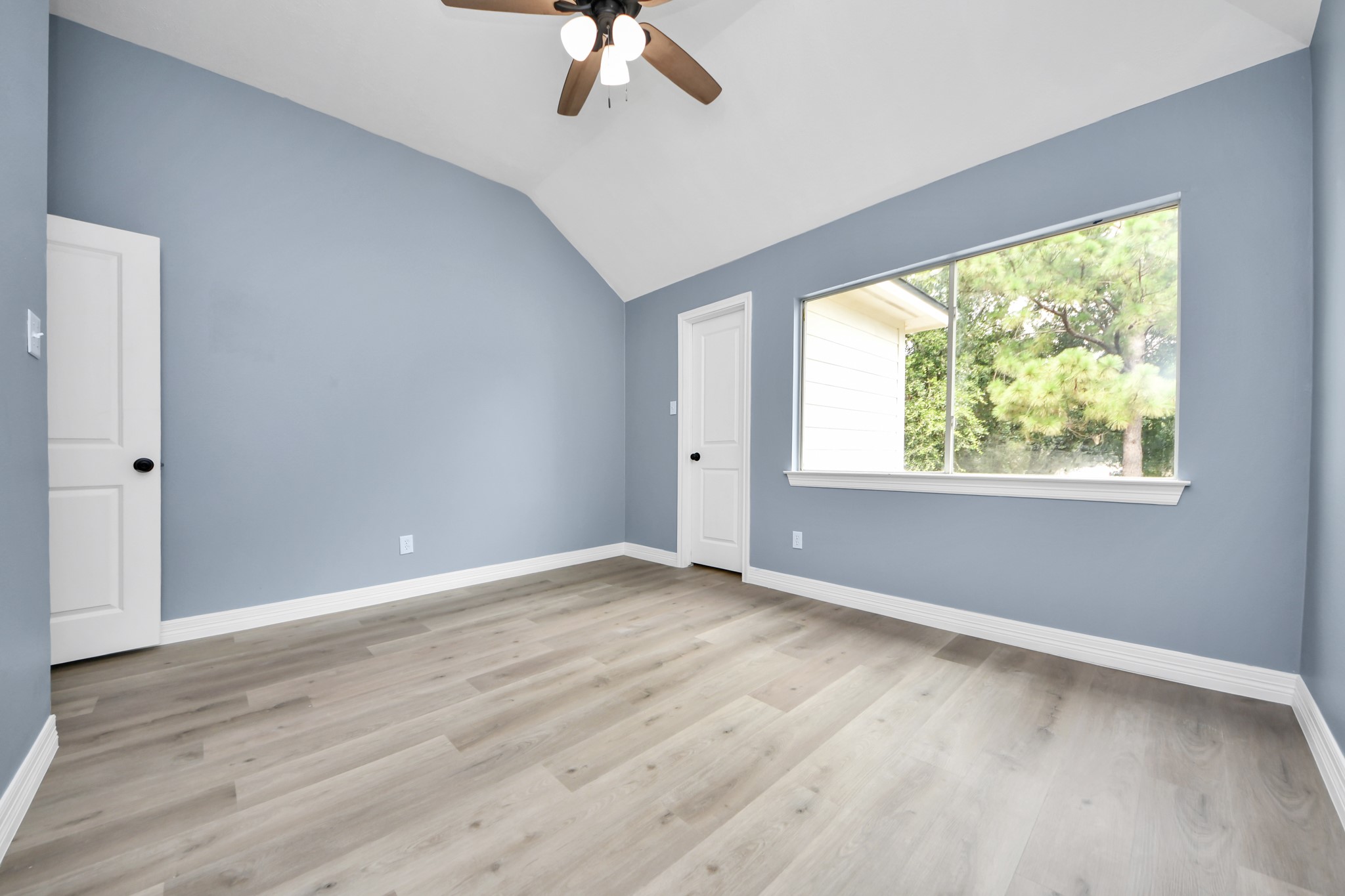 16203 Broken Timber Circle Property Photo 17