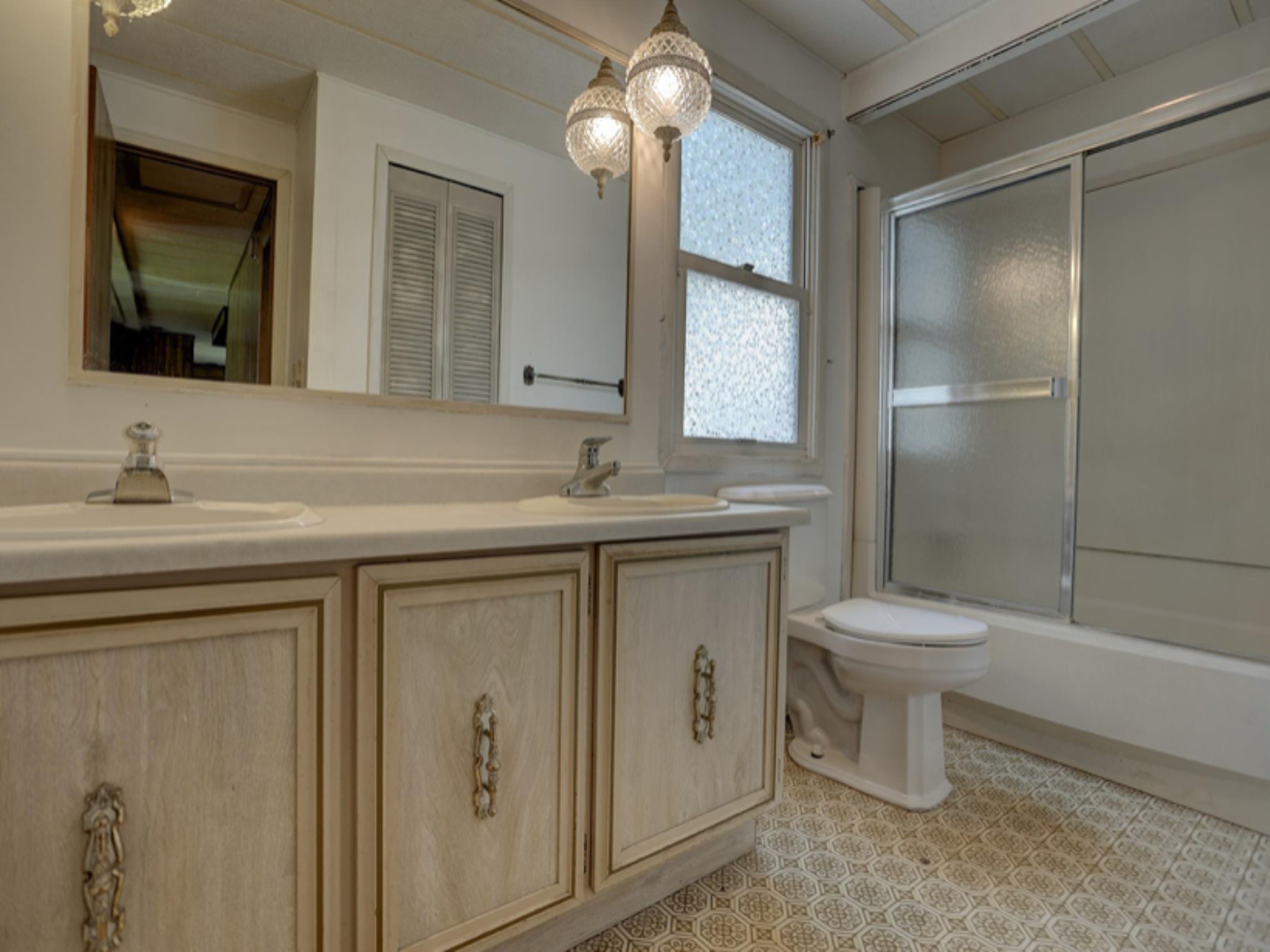 2746 Shady Creek Lane Property Photo 13
