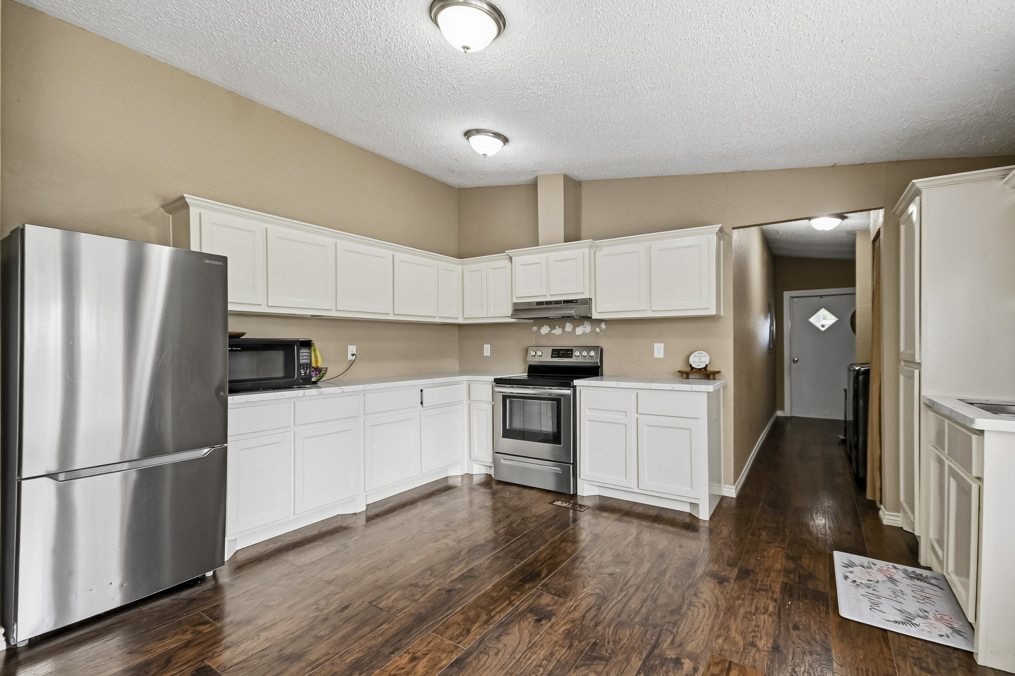 7126 Mourning Drive Property Photo 6