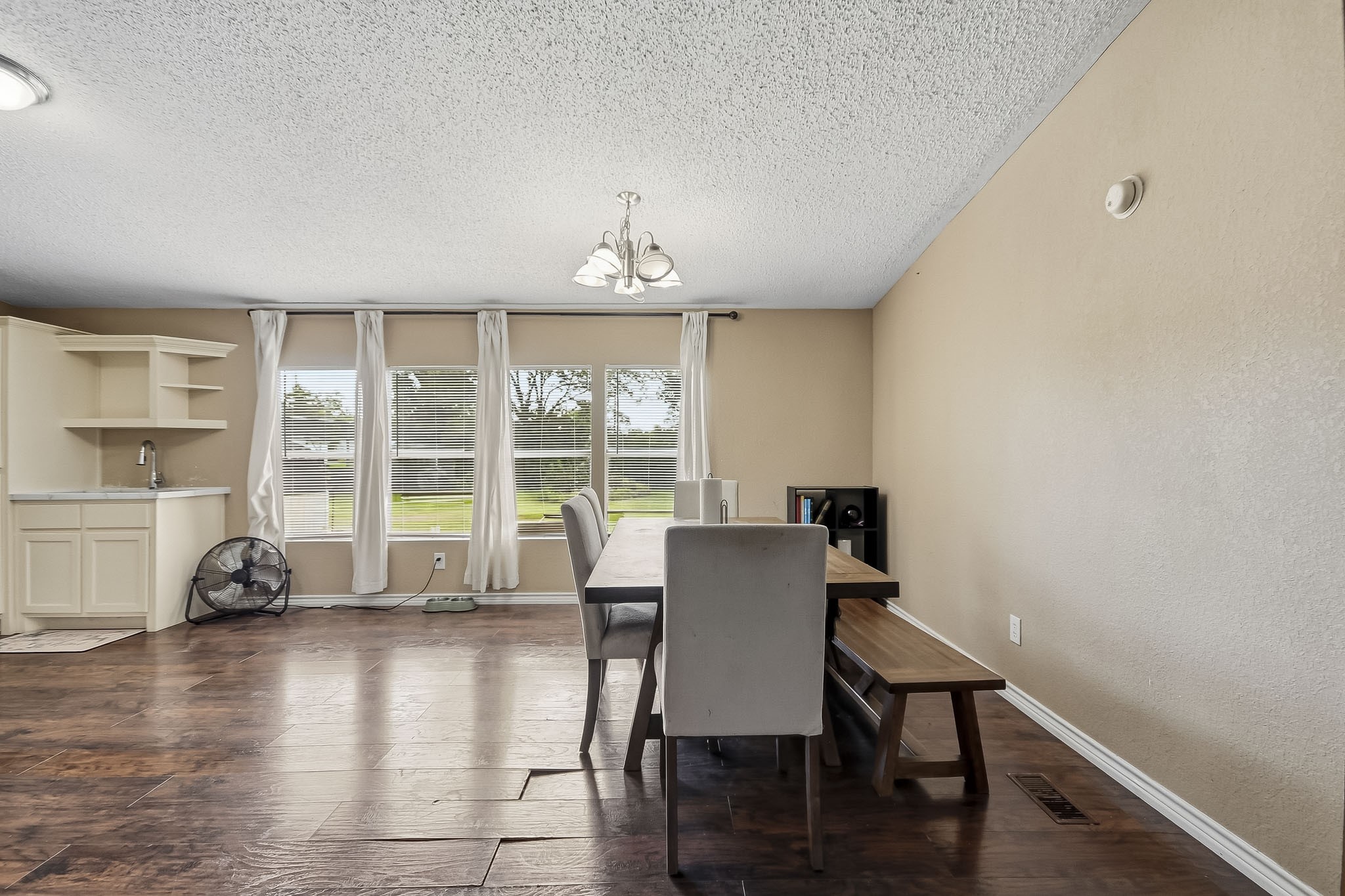 7126 Mourning Drive Property Photo 8