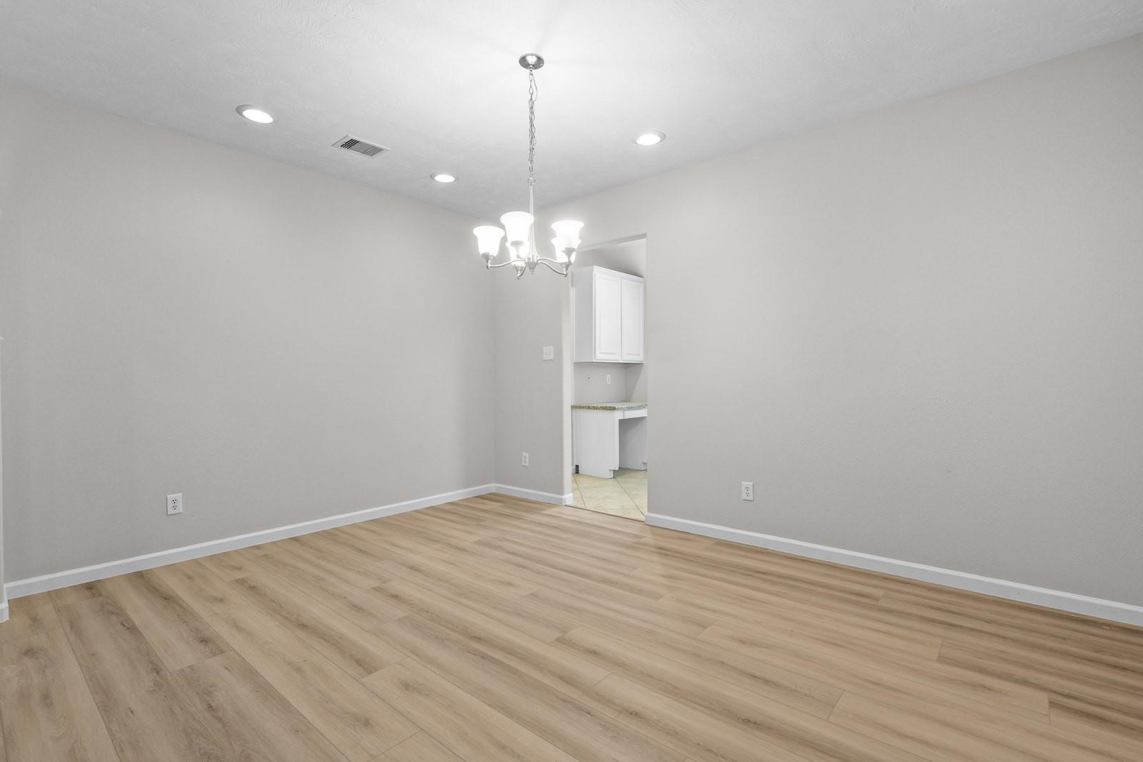 25910 N Lakefair Drive Property Photo 7