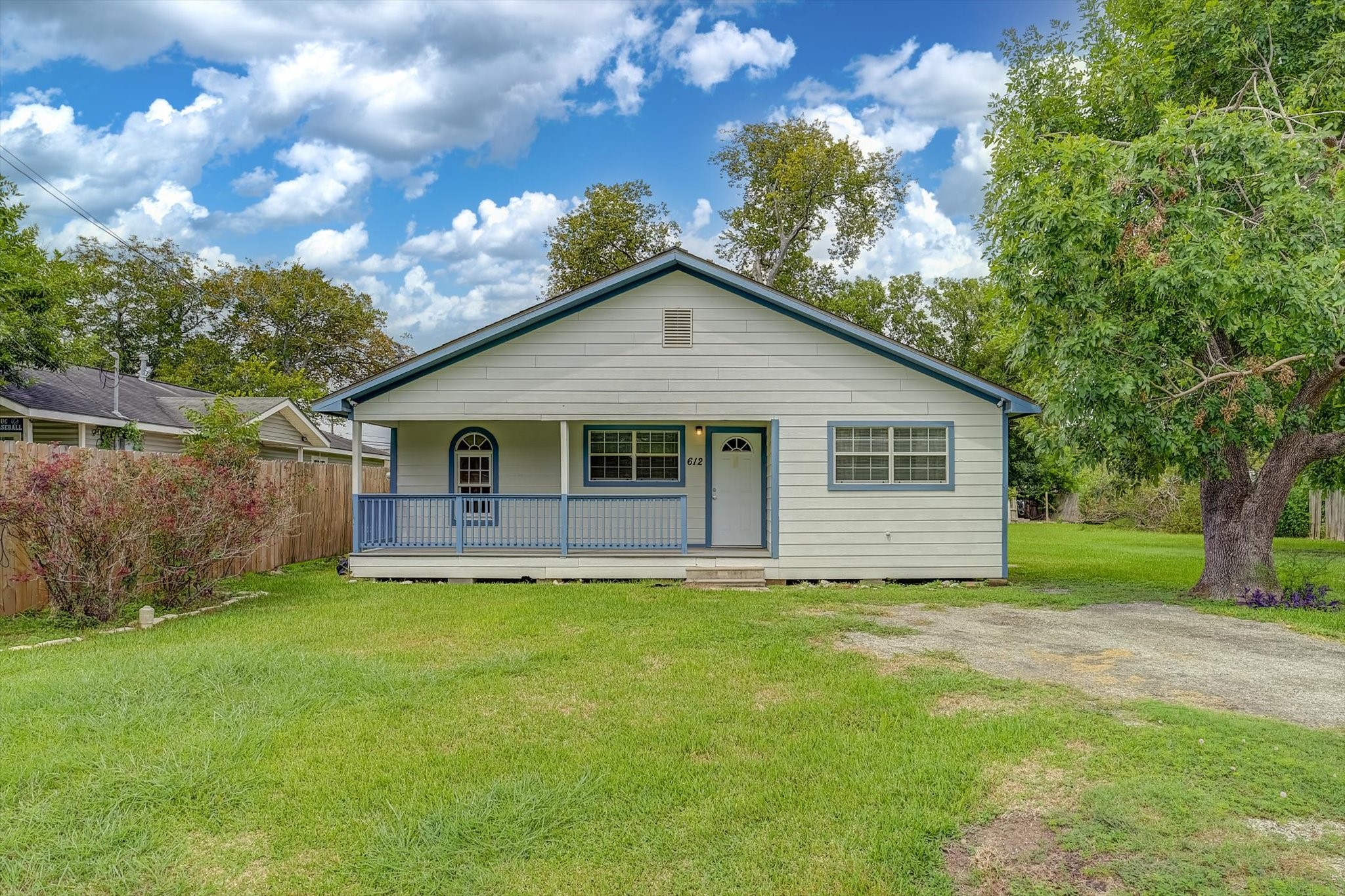 612 Harvey Street Property Photo 1