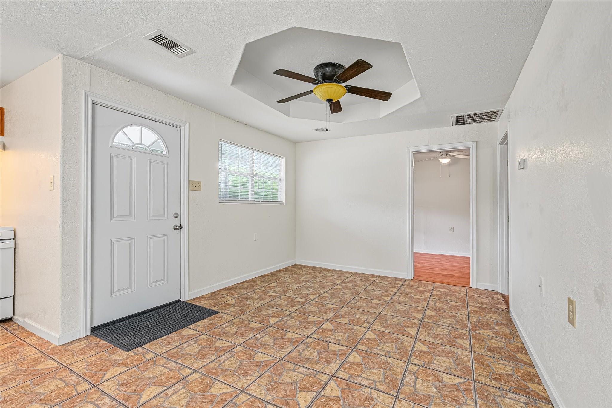 612 Harvey Street Property Photo 5