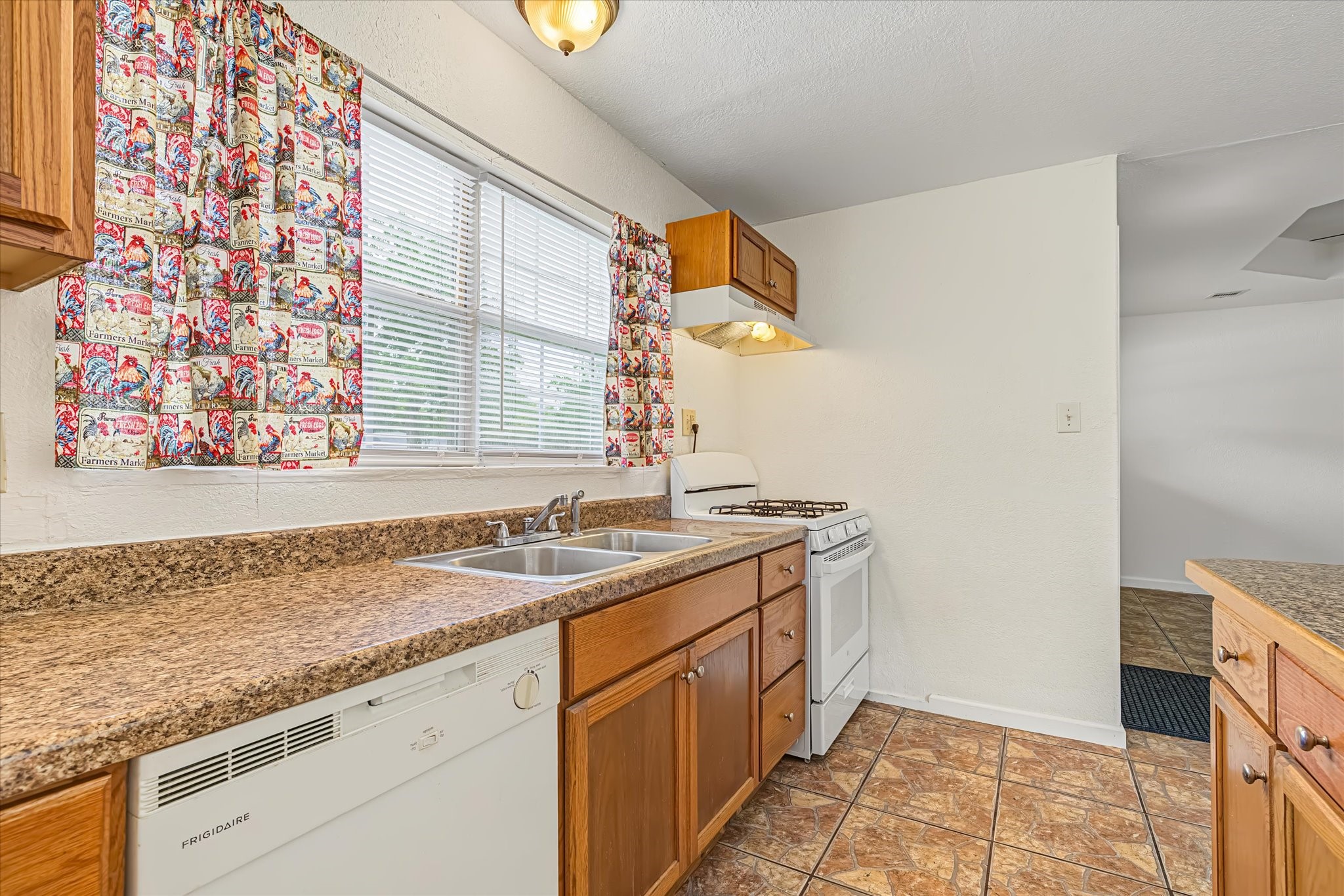 612 Harvey Street Property Photo 13