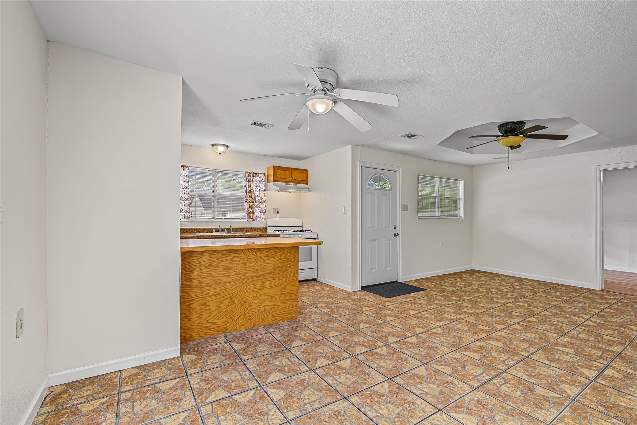 612 Harvey Street Property Photo 16
