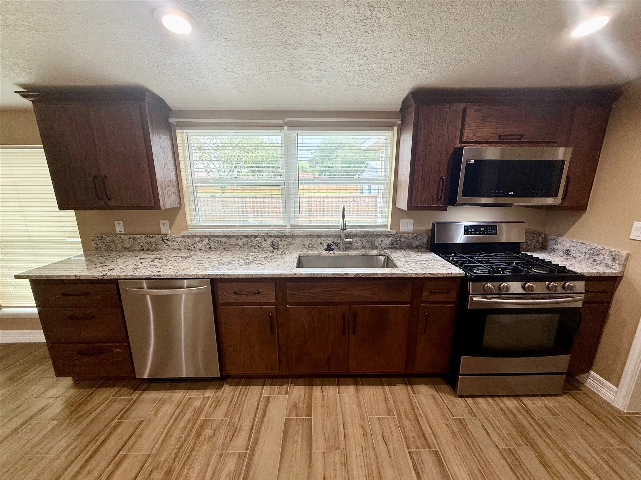 9115 Puritan Way Property Photo 12