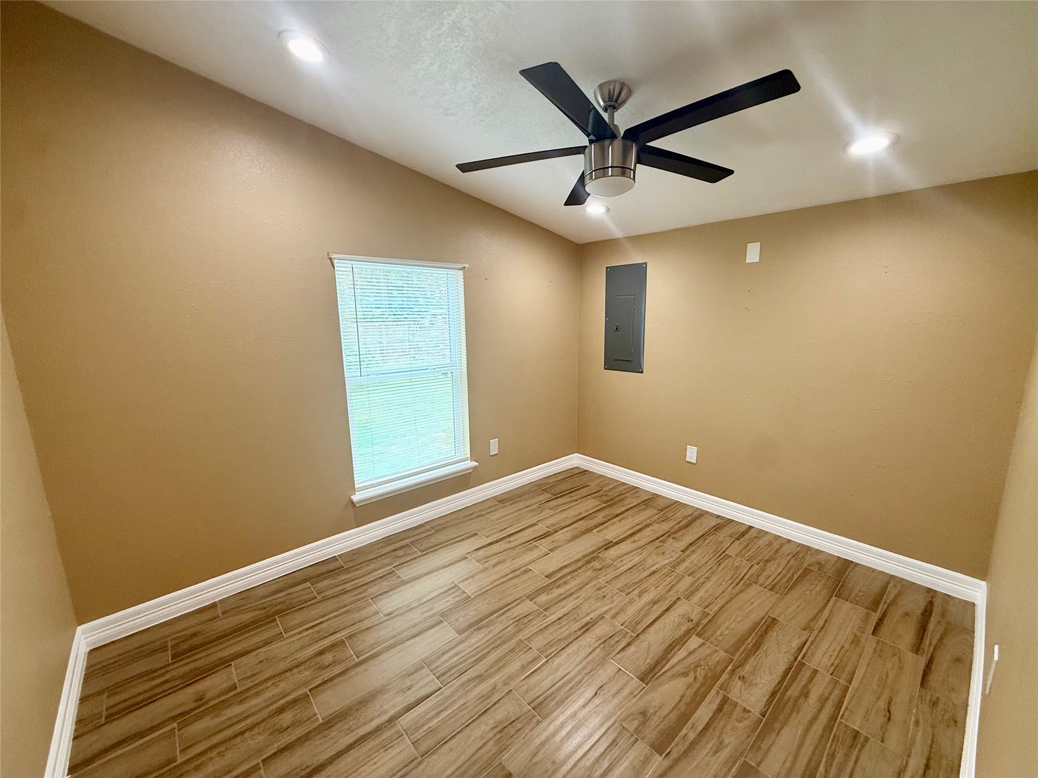 9115 Puritan Way Property Photo 15