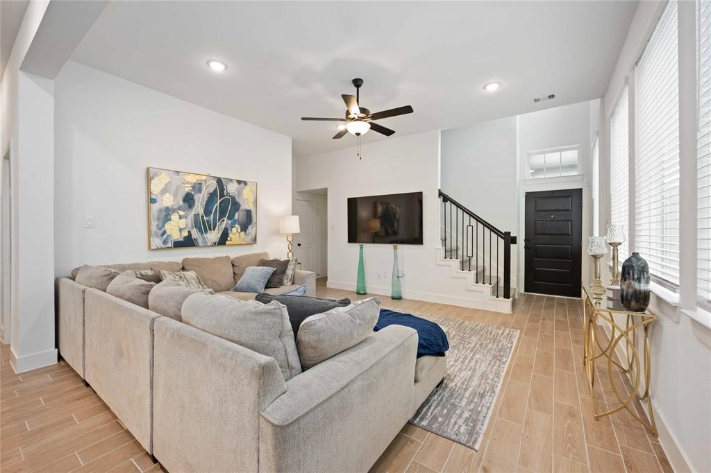 10014 Nectar Path Property Photo 6