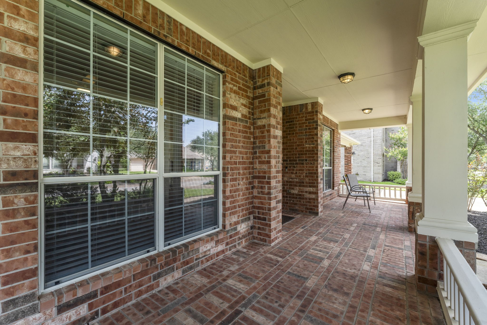 12611 Wandering Streams Drive Property Photo 3