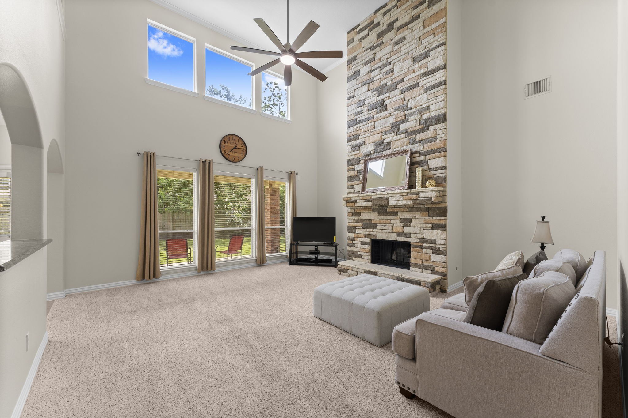 12611 Wandering Streams Drive Property Photo 11