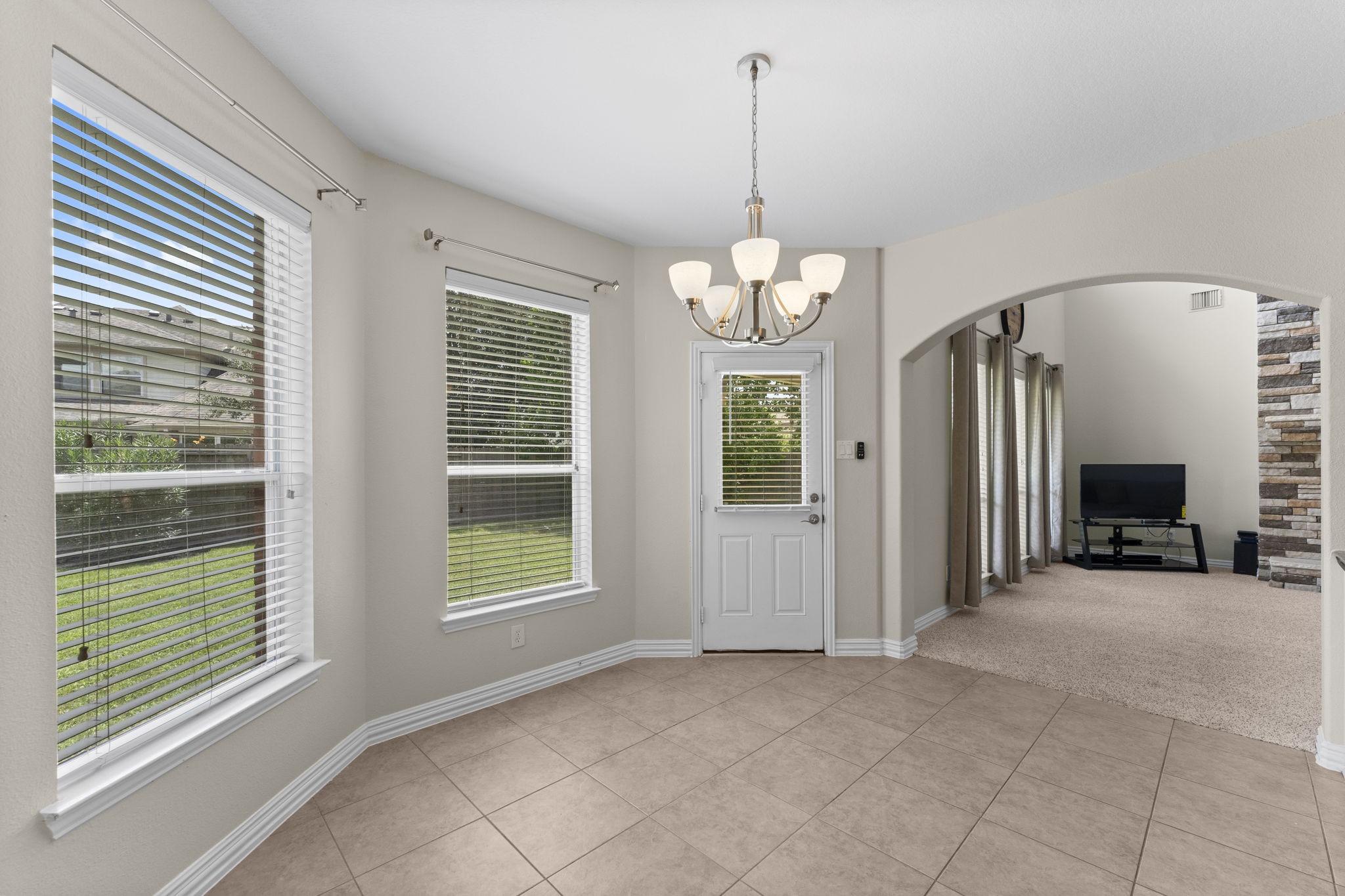 12611 Wandering Streams Drive Property Photo 16