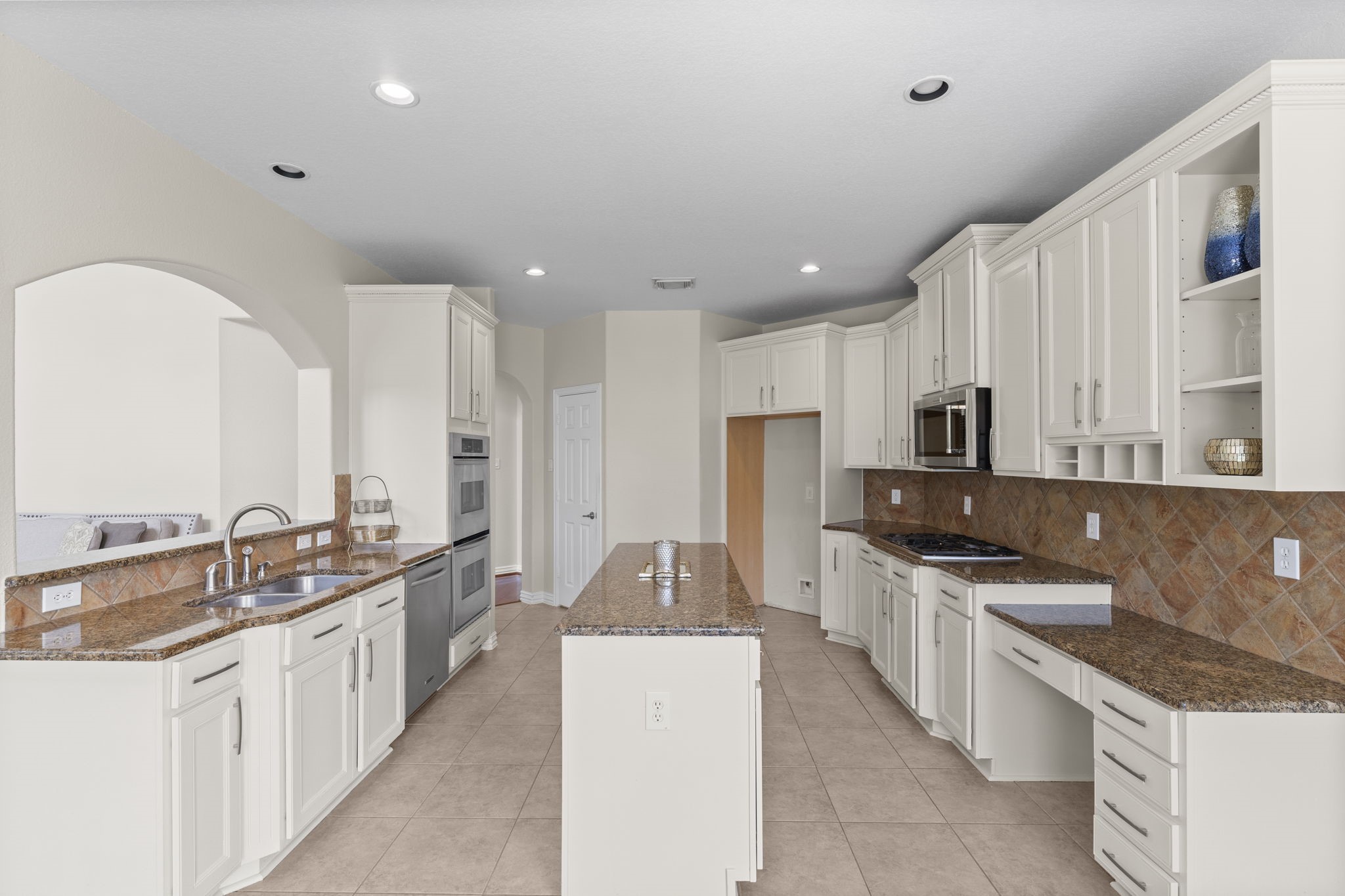 12611 Wandering Streams Drive Property Photo 17