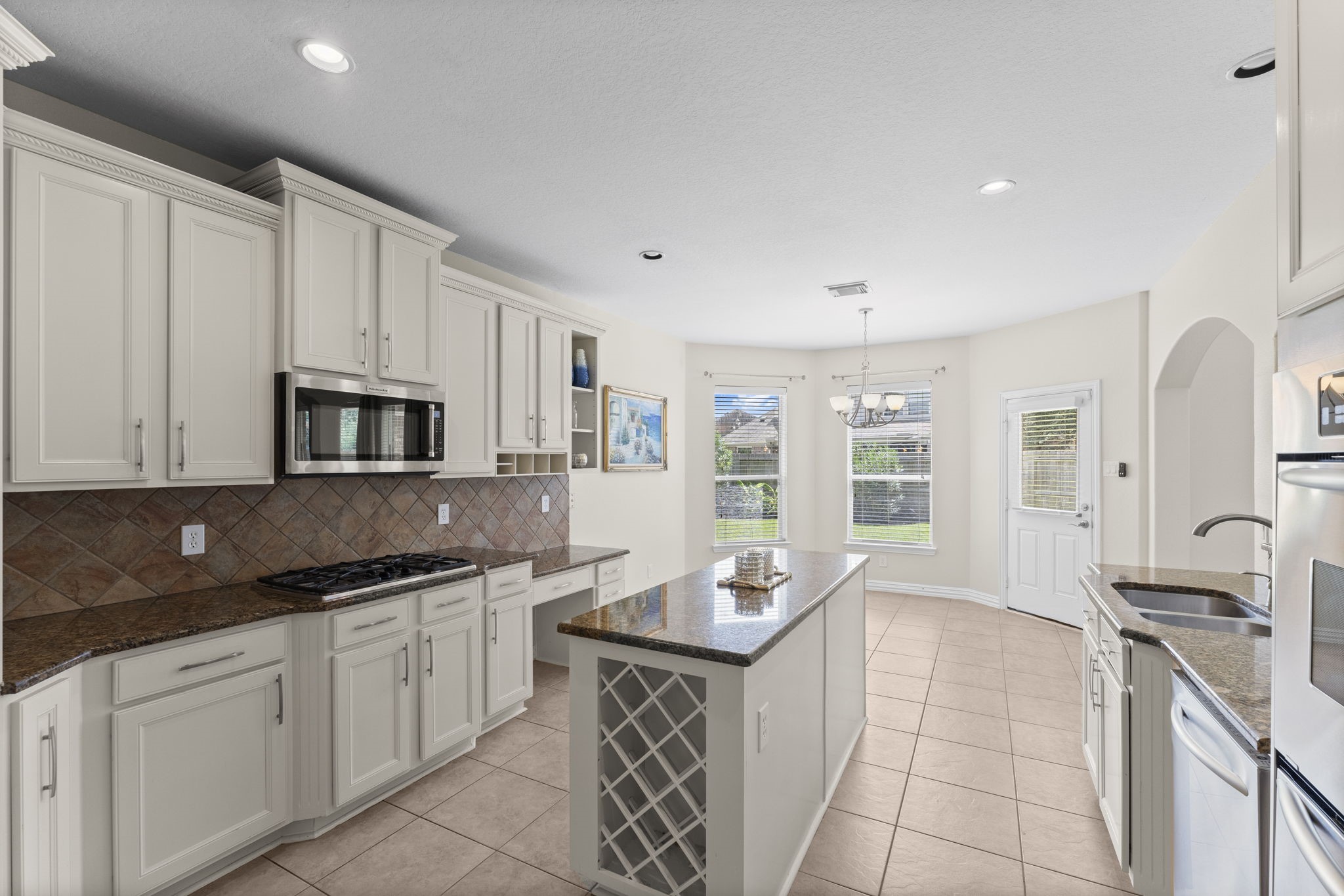 12611 Wandering Streams Drive Property Photo 19