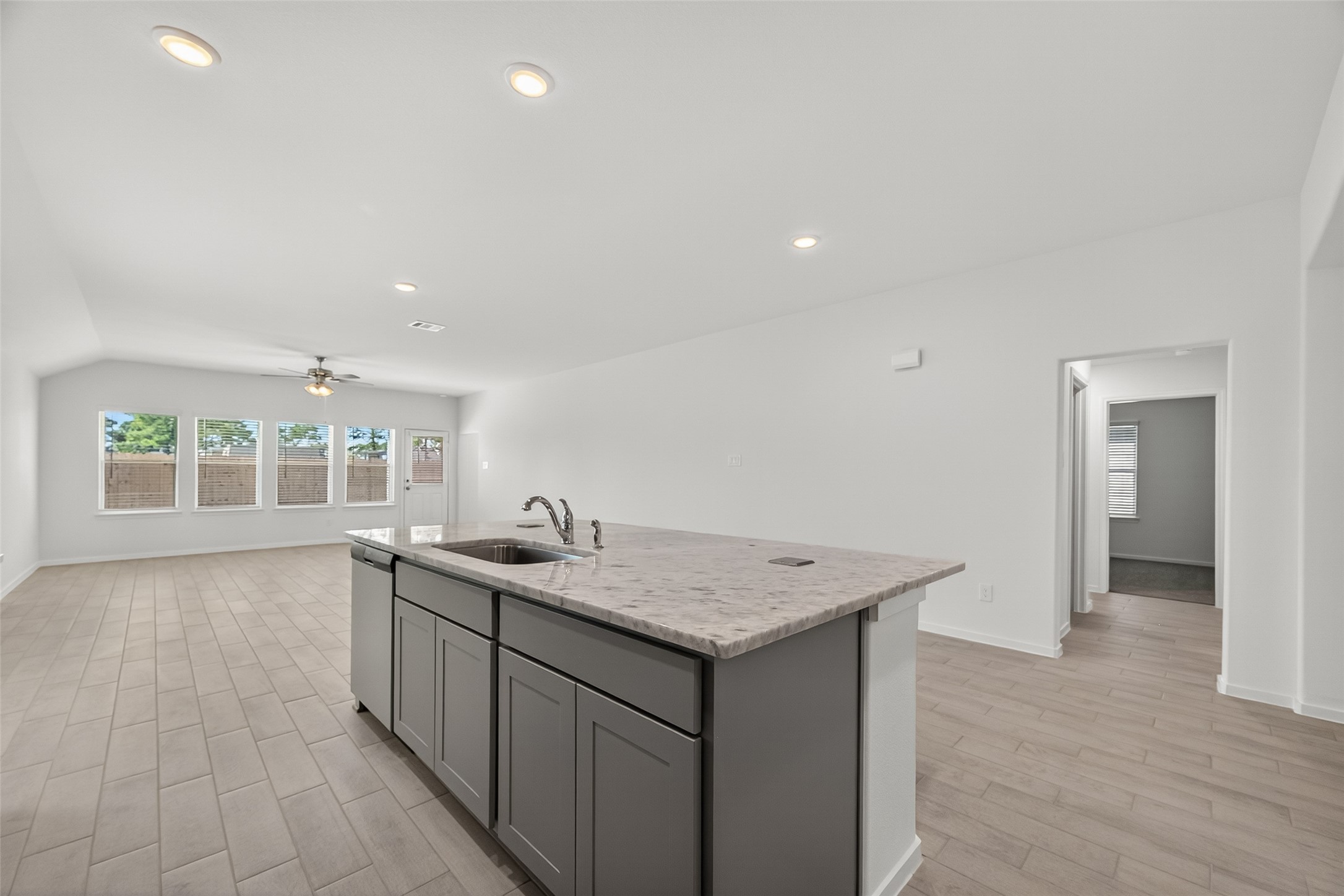 5911 Bright Keel Drive Property Photo 11
