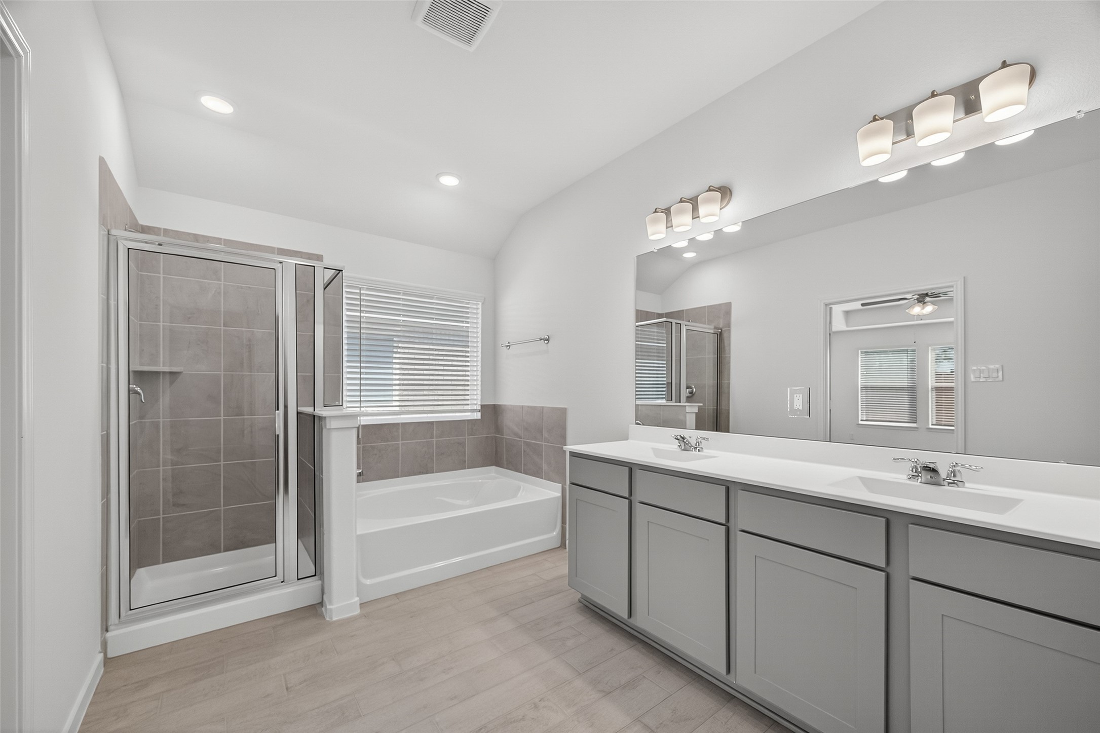 5911 Bright Keel Drive Property Photo 34