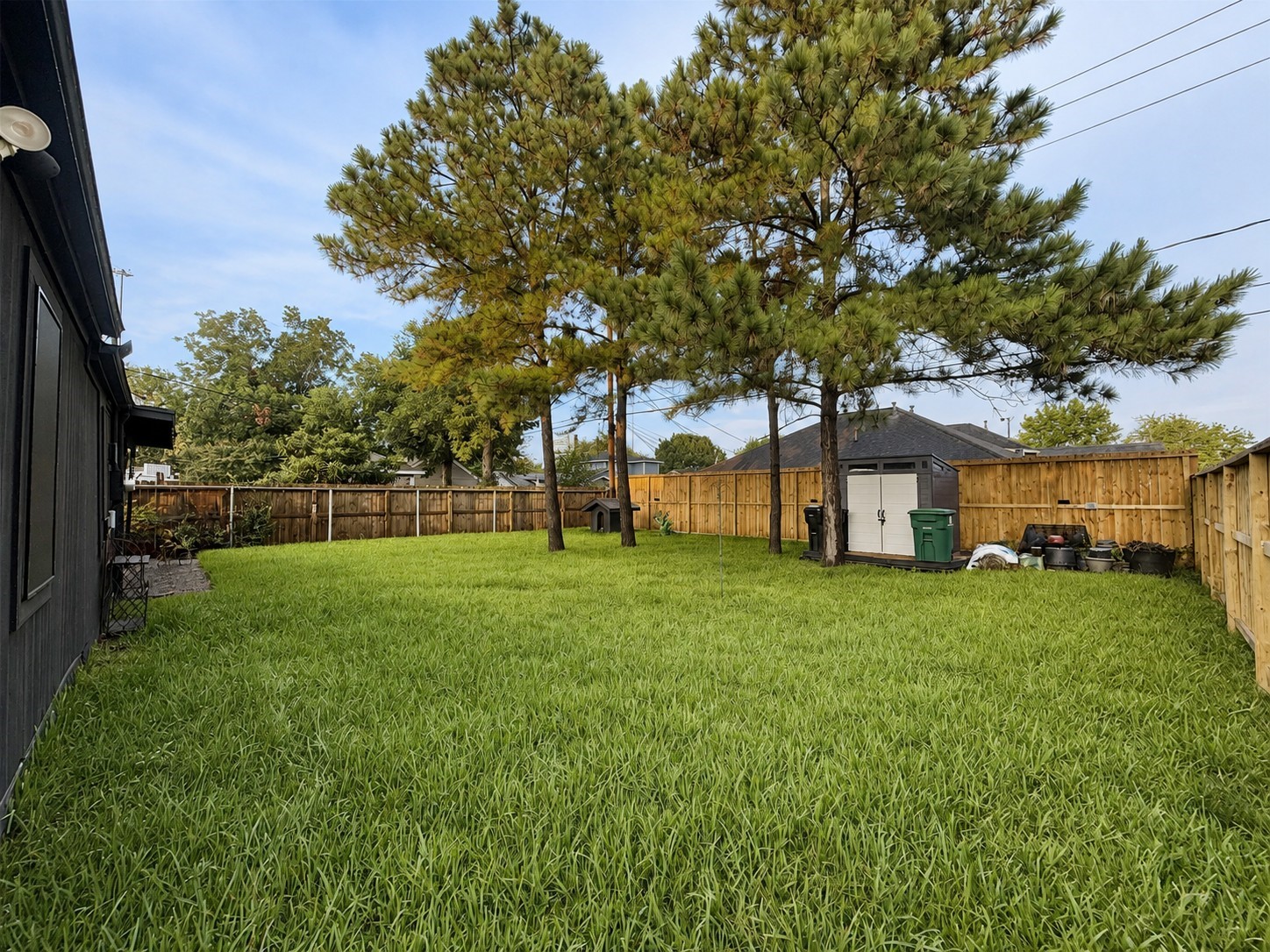 2043 Des Jardines Street Property Photo 3