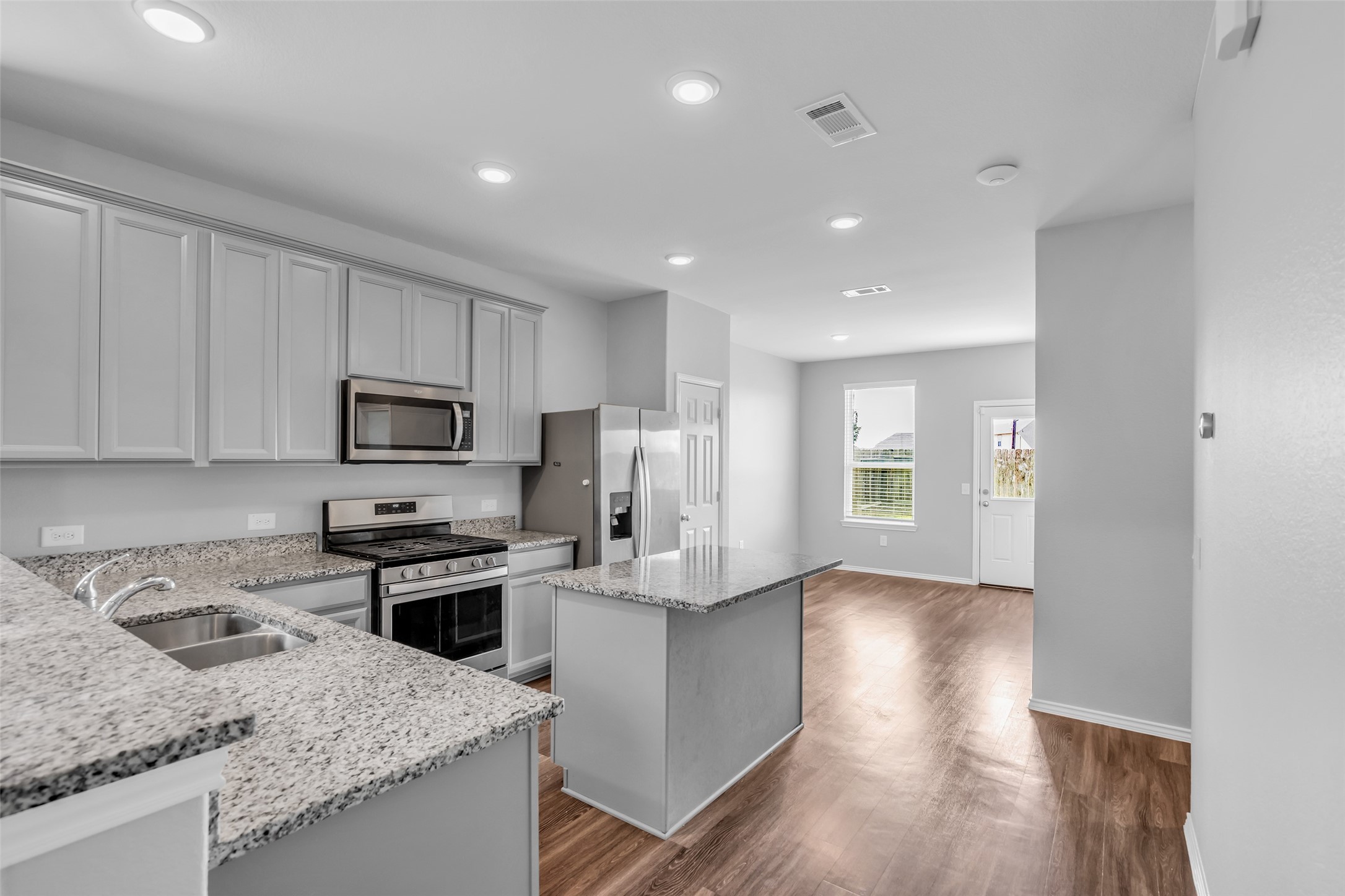 25703 Bottlebrush Sedge Street Property Photo 10