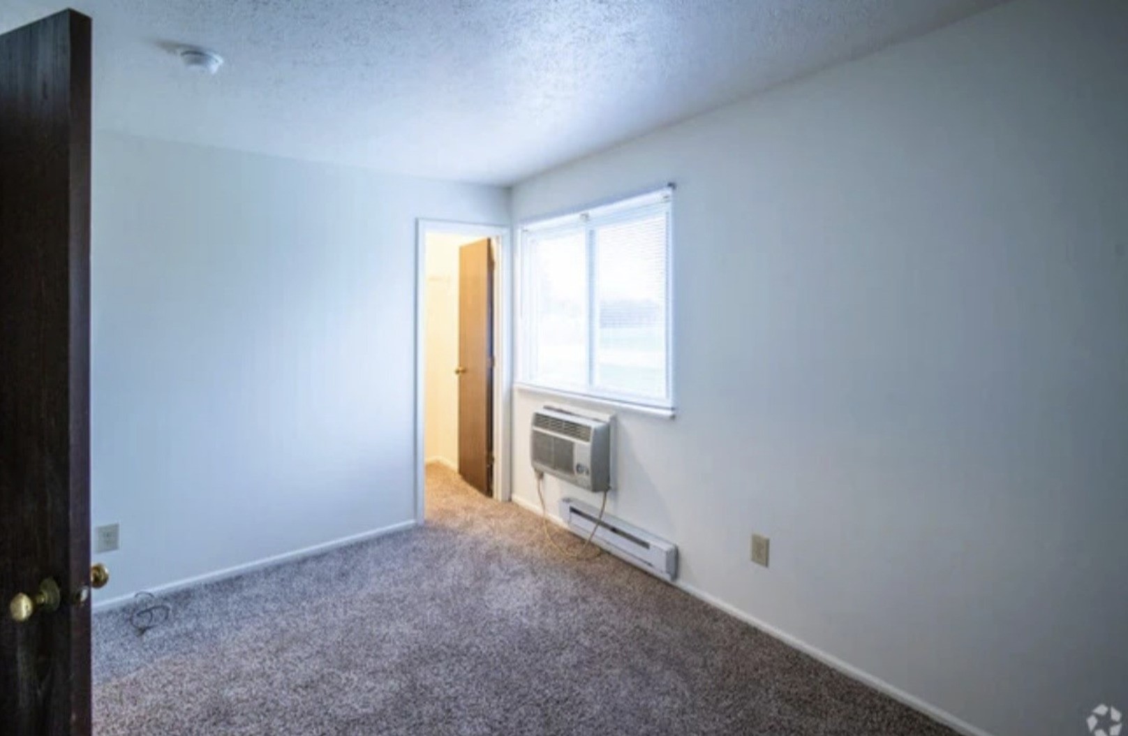 636 Berry Ln Property Photo 17
