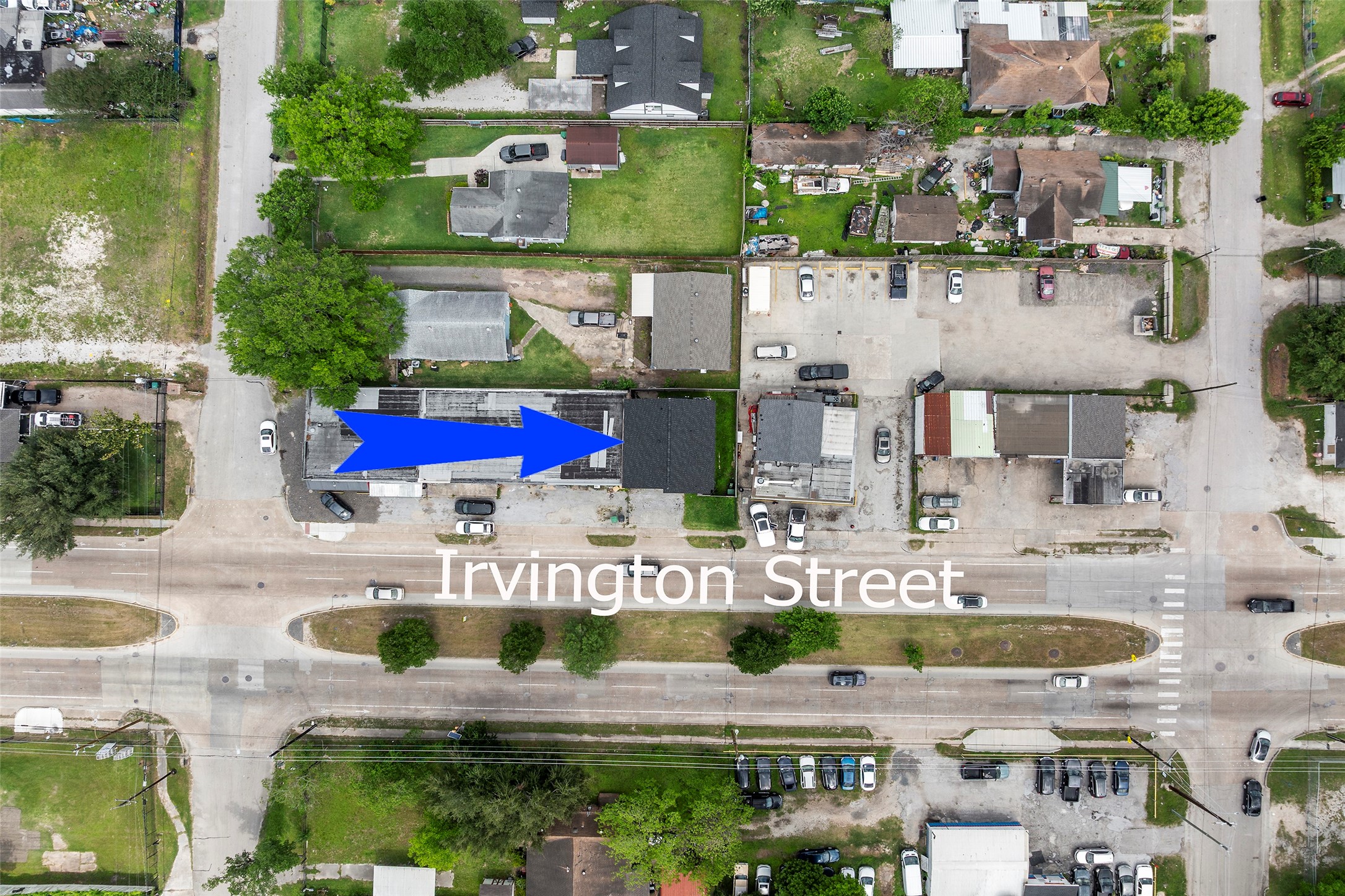 6918 Irvington Boulevard B Property Photo 14
