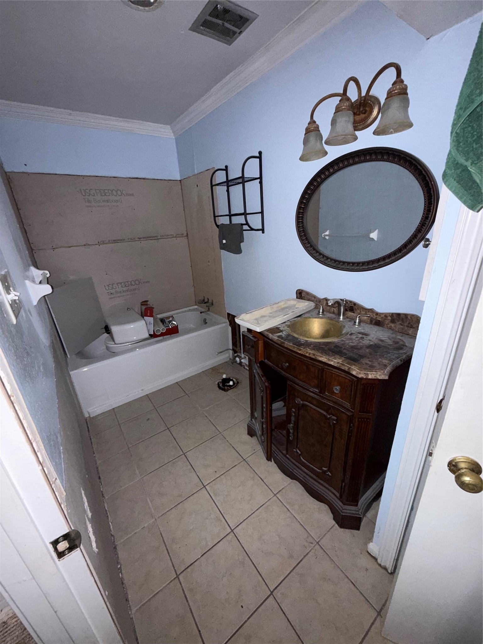5208 Arboles Drive B1 Property Photo 6