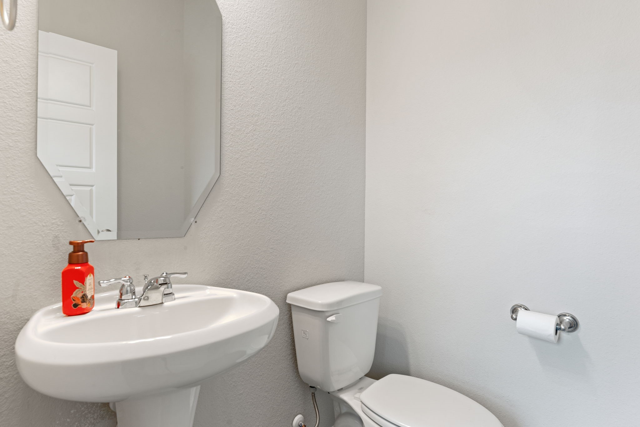 9615 Cardin Lane Property Photo 7