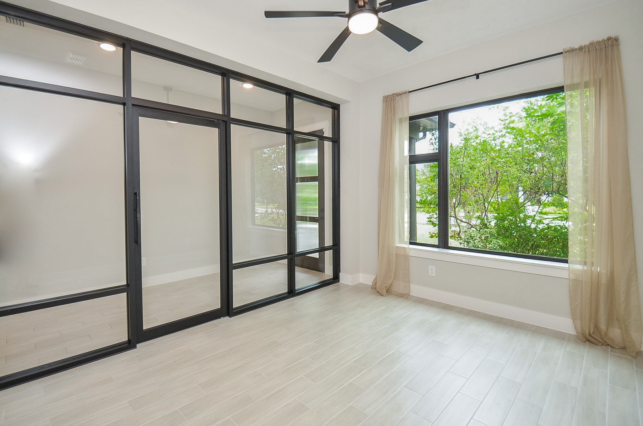 15814 Celebration Lane Property Photo 6