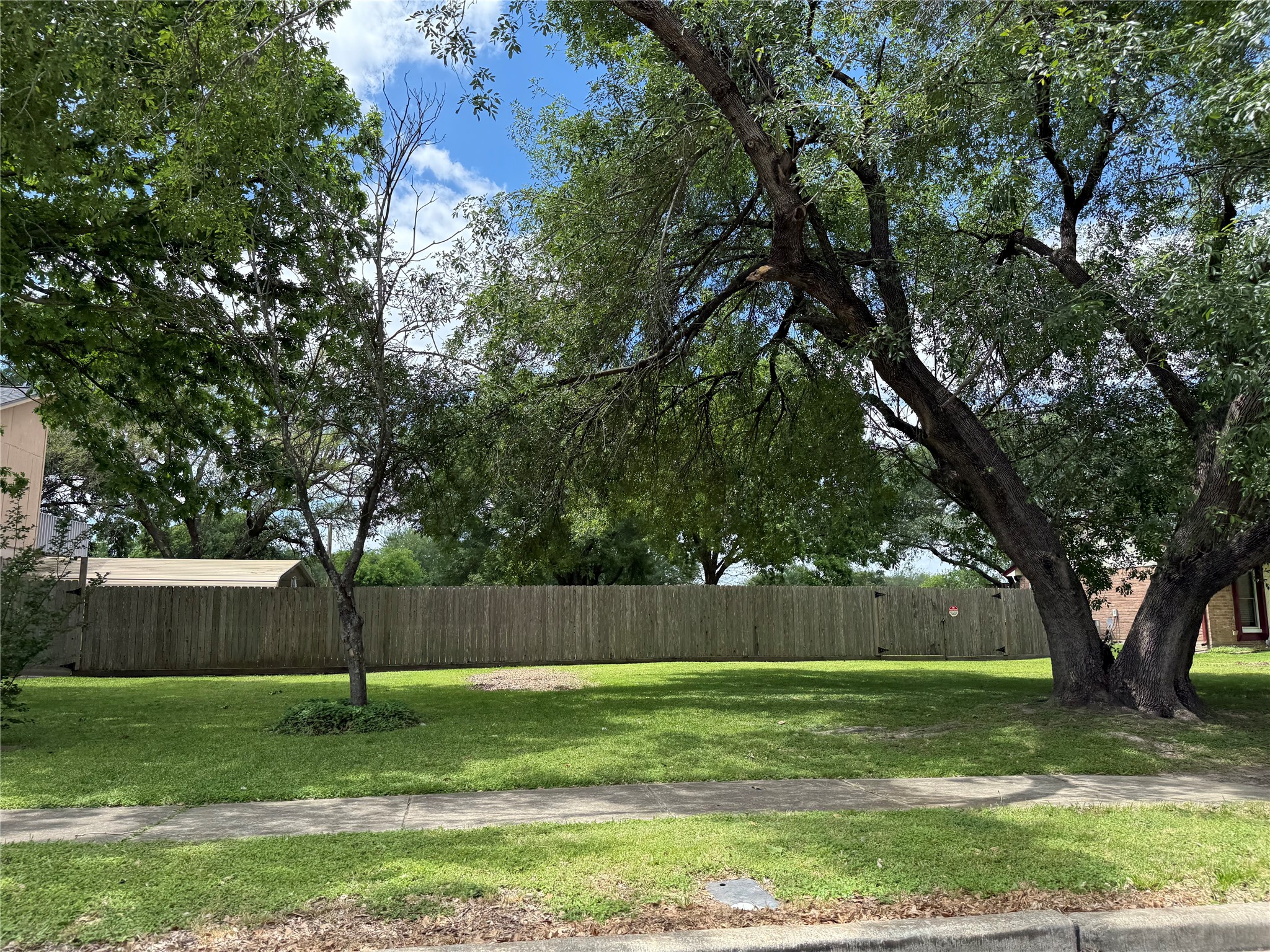 4908 Ripple Creek Drive Property Photo 1