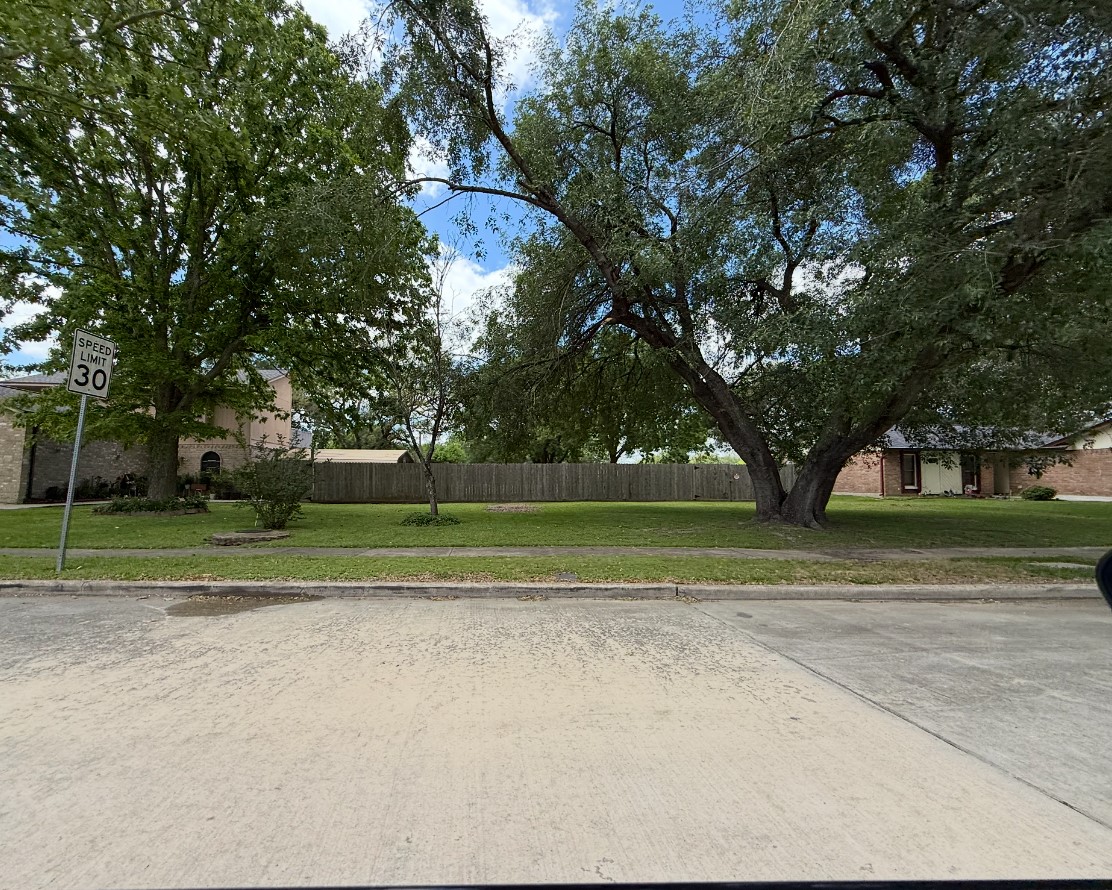 4908 Ripple Creek Drive Property Photo 4