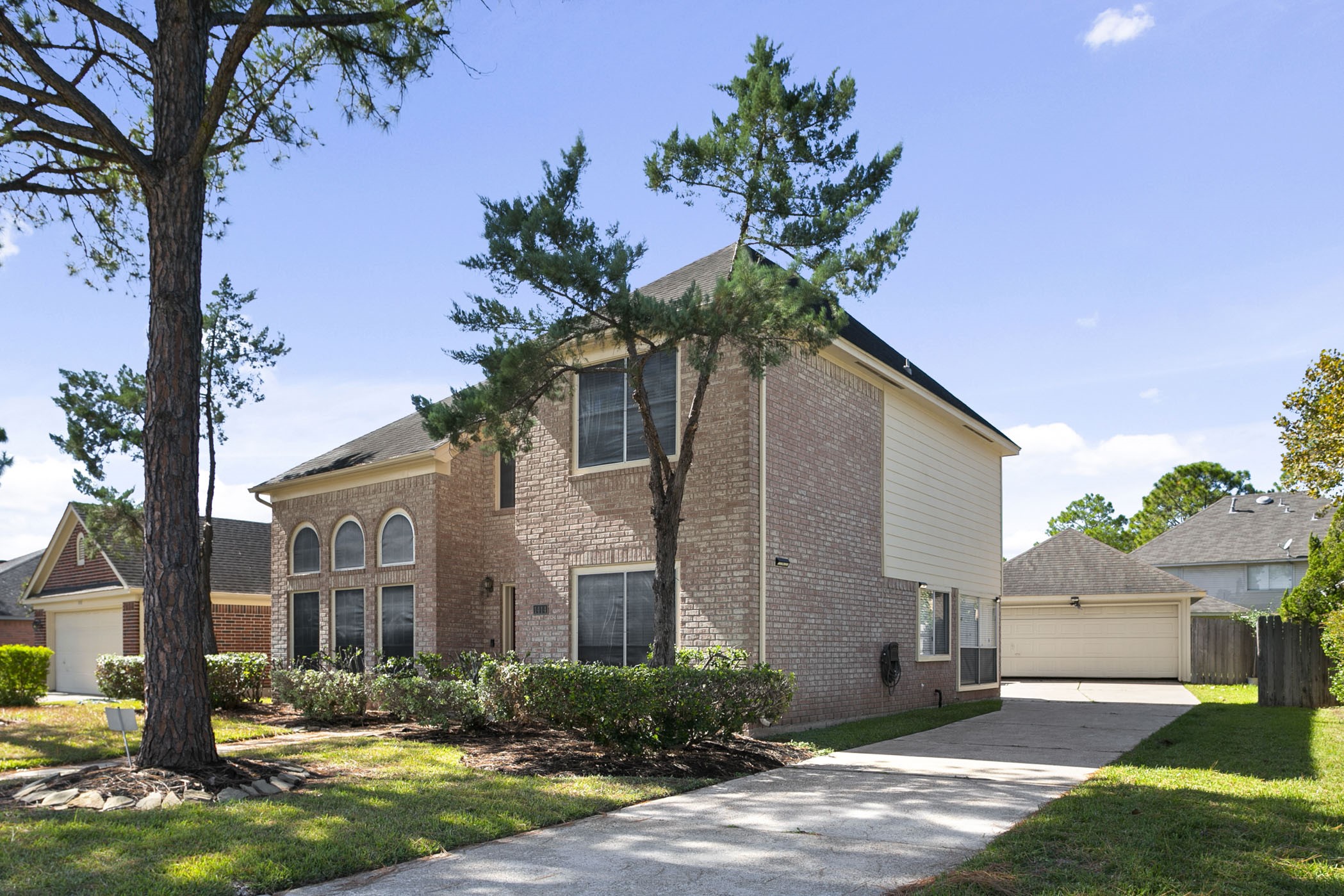 1414 Bluestone Drive Property Photo 3