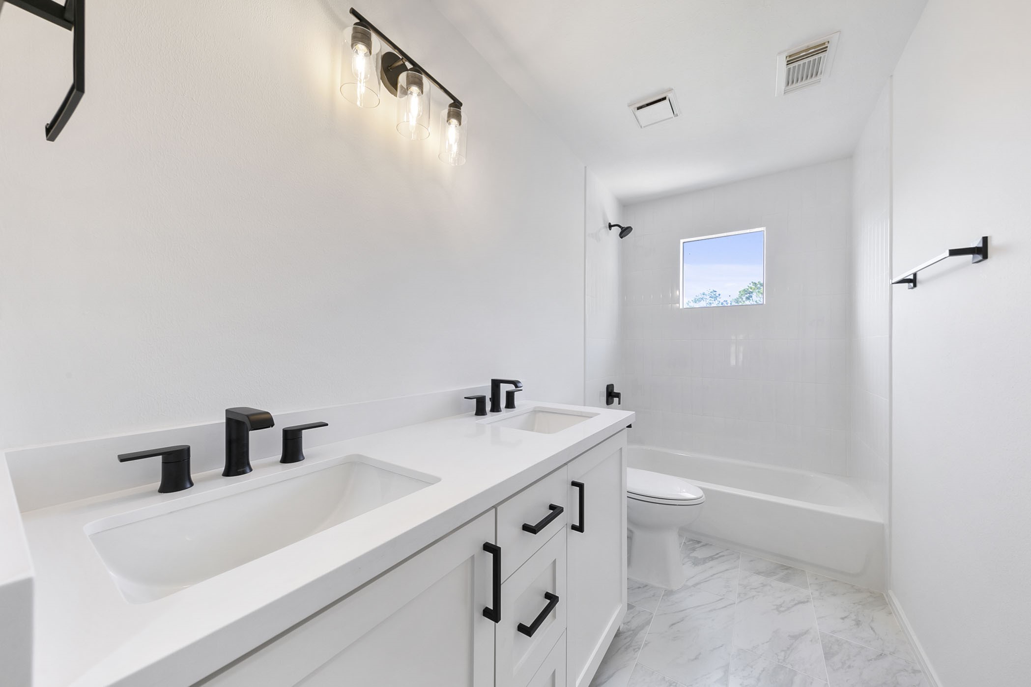 1414 Bluestone Drive Property Photo 34