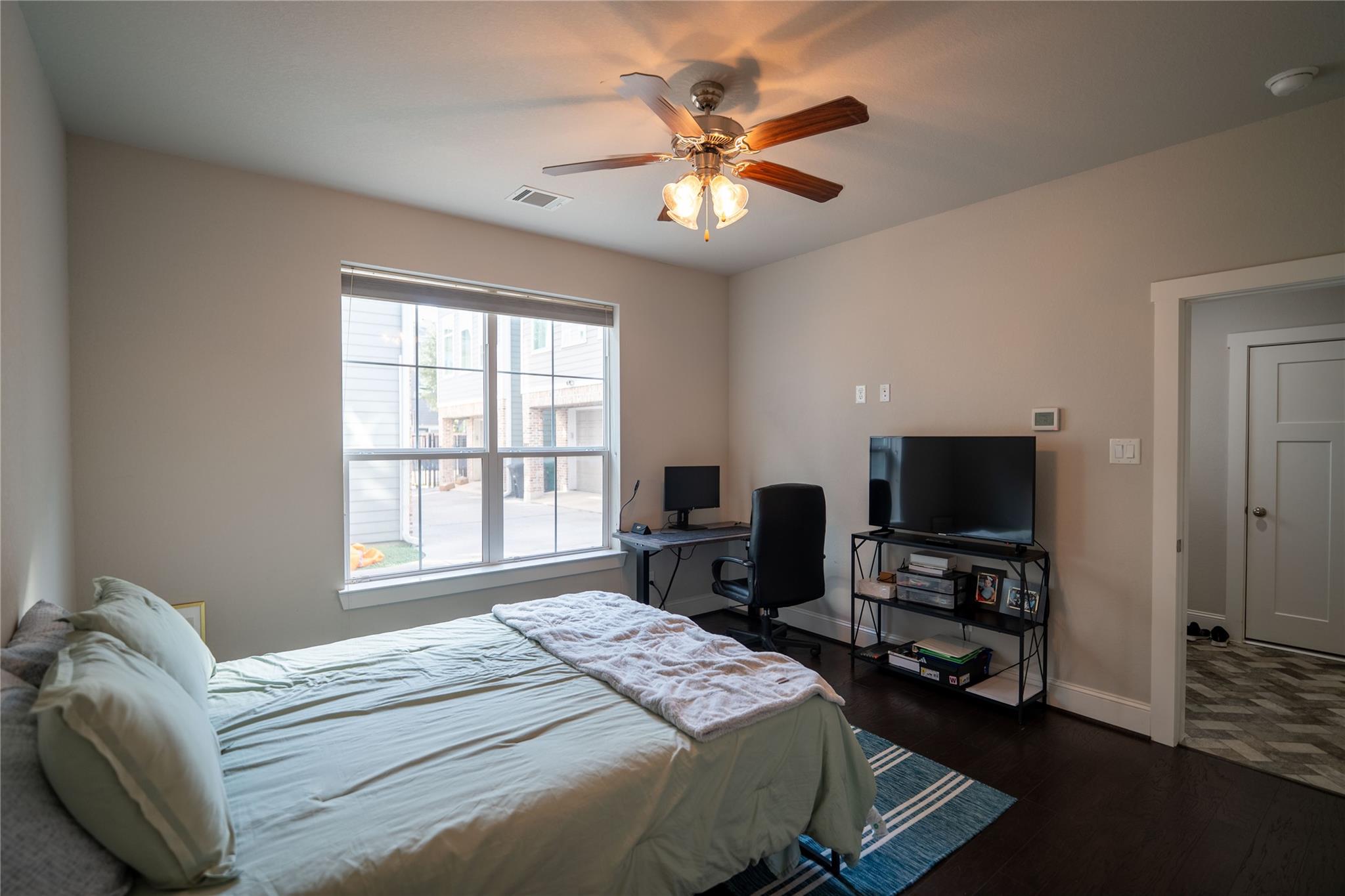 3009 Bell Street # B, Houston Tx 77003 Property Photo 25