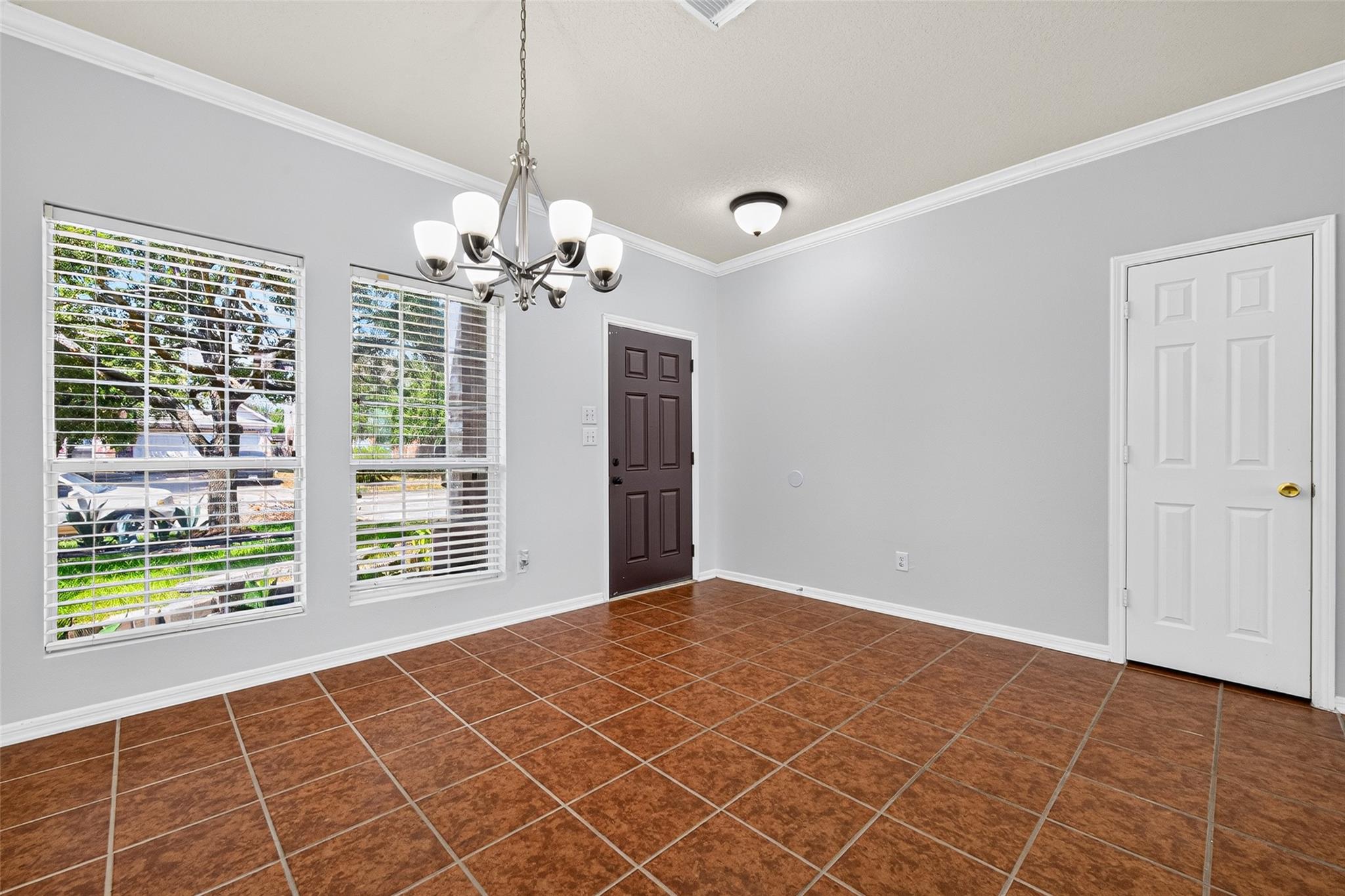 18439 Alemarble Oak Street, Cypress Tx 77429 Property Photo 4