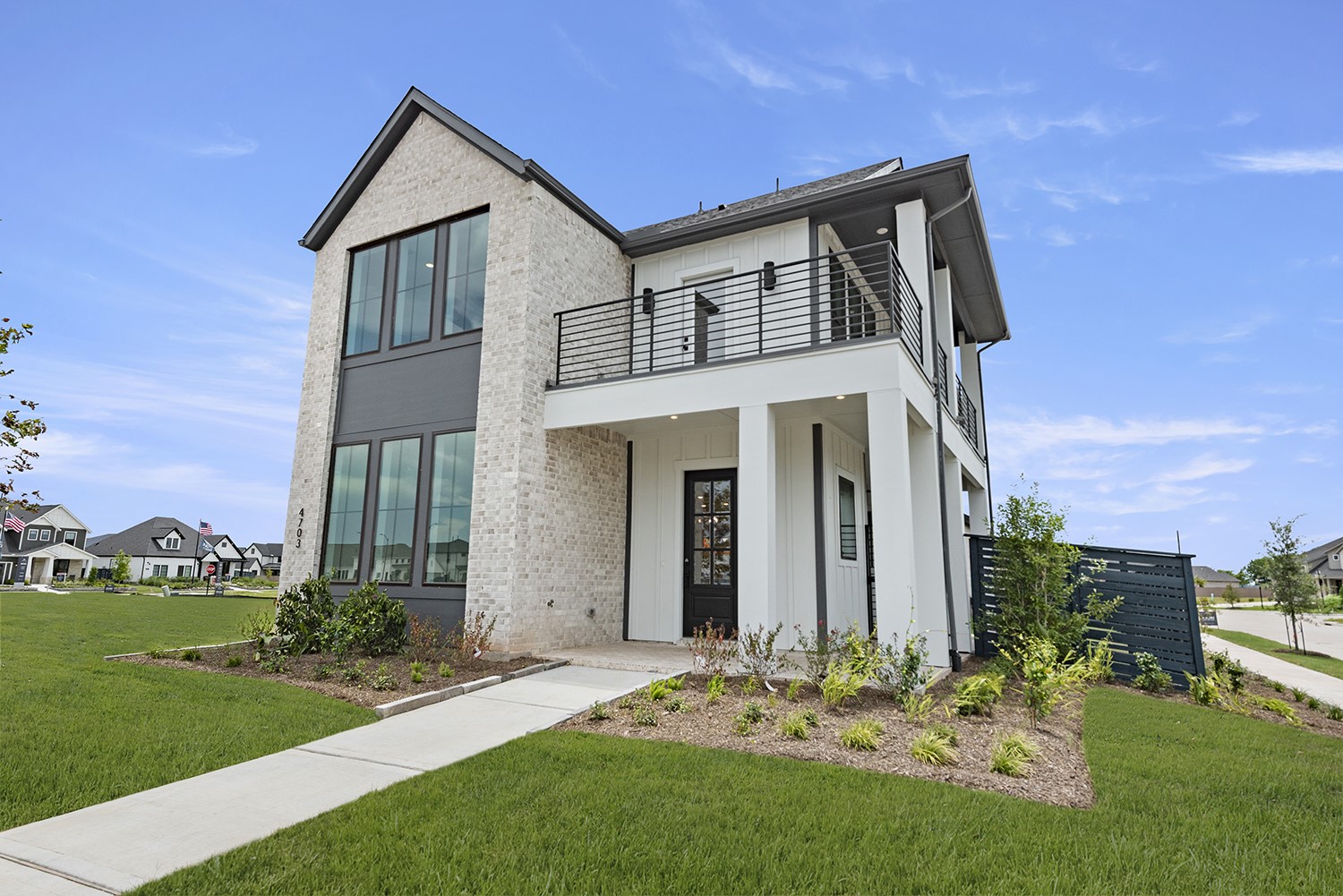4703 Ara Drive Property Photo 2