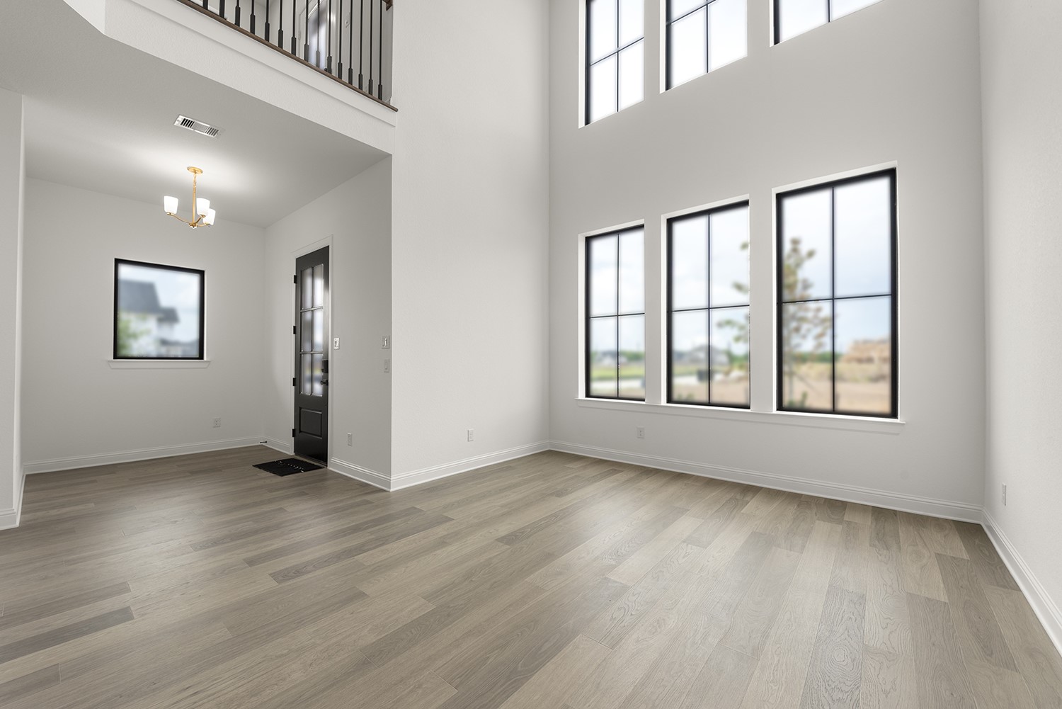 4703 Ara Drive Property Photo 3