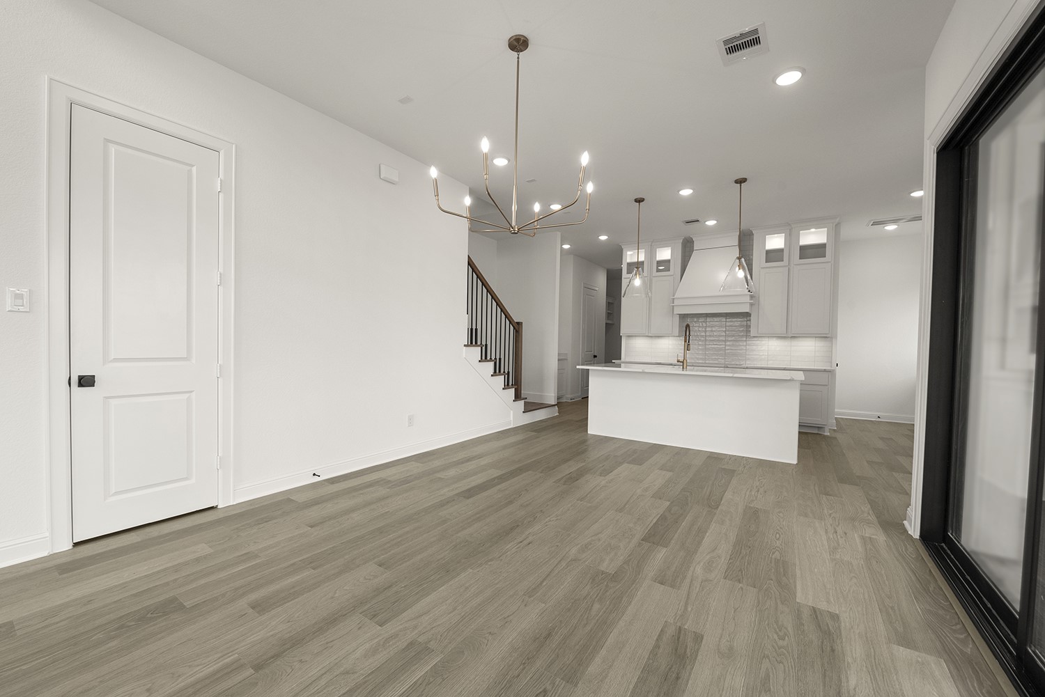 4703 Ara Drive Property Photo 6