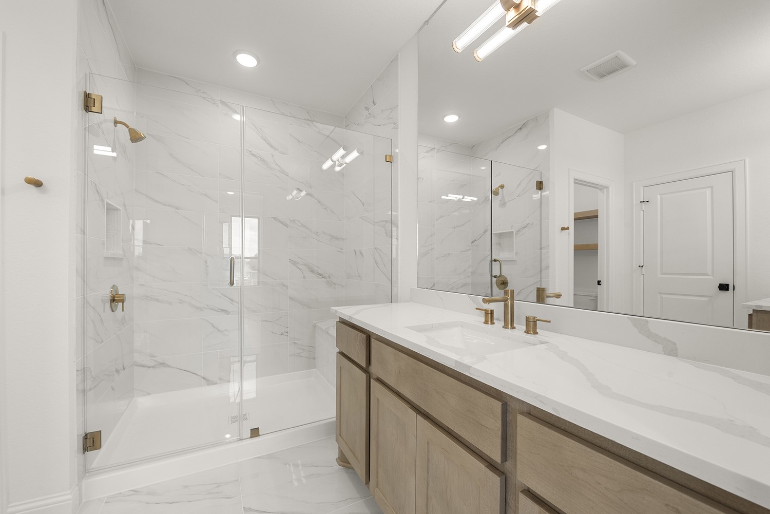 4703 Ara Drive Property Photo 15