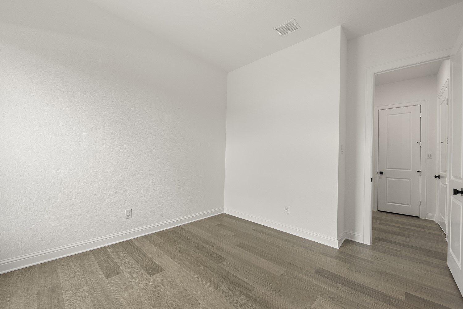 4703 Ara Drive Property Photo 17