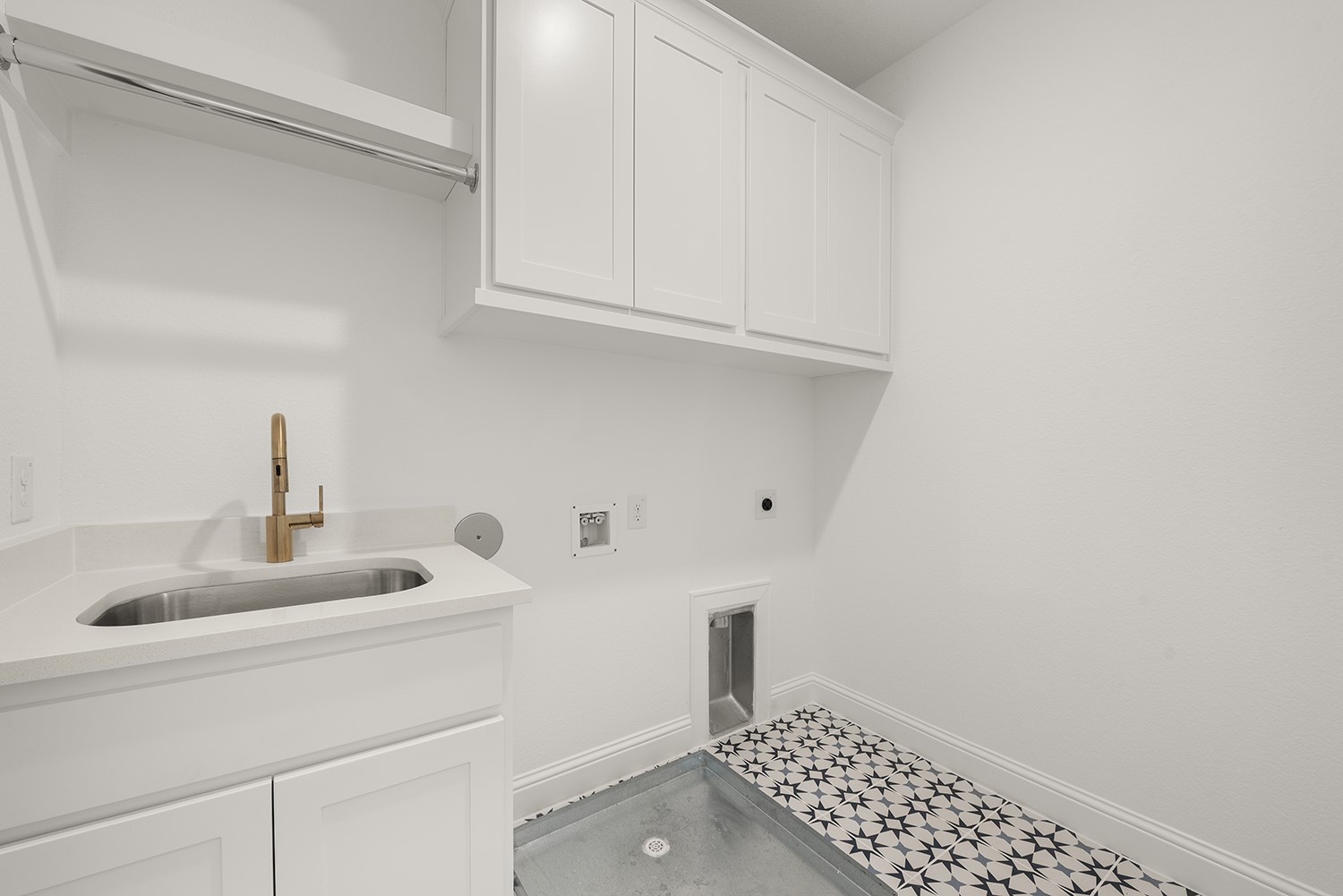4703 Ara Drive Property Photo 22