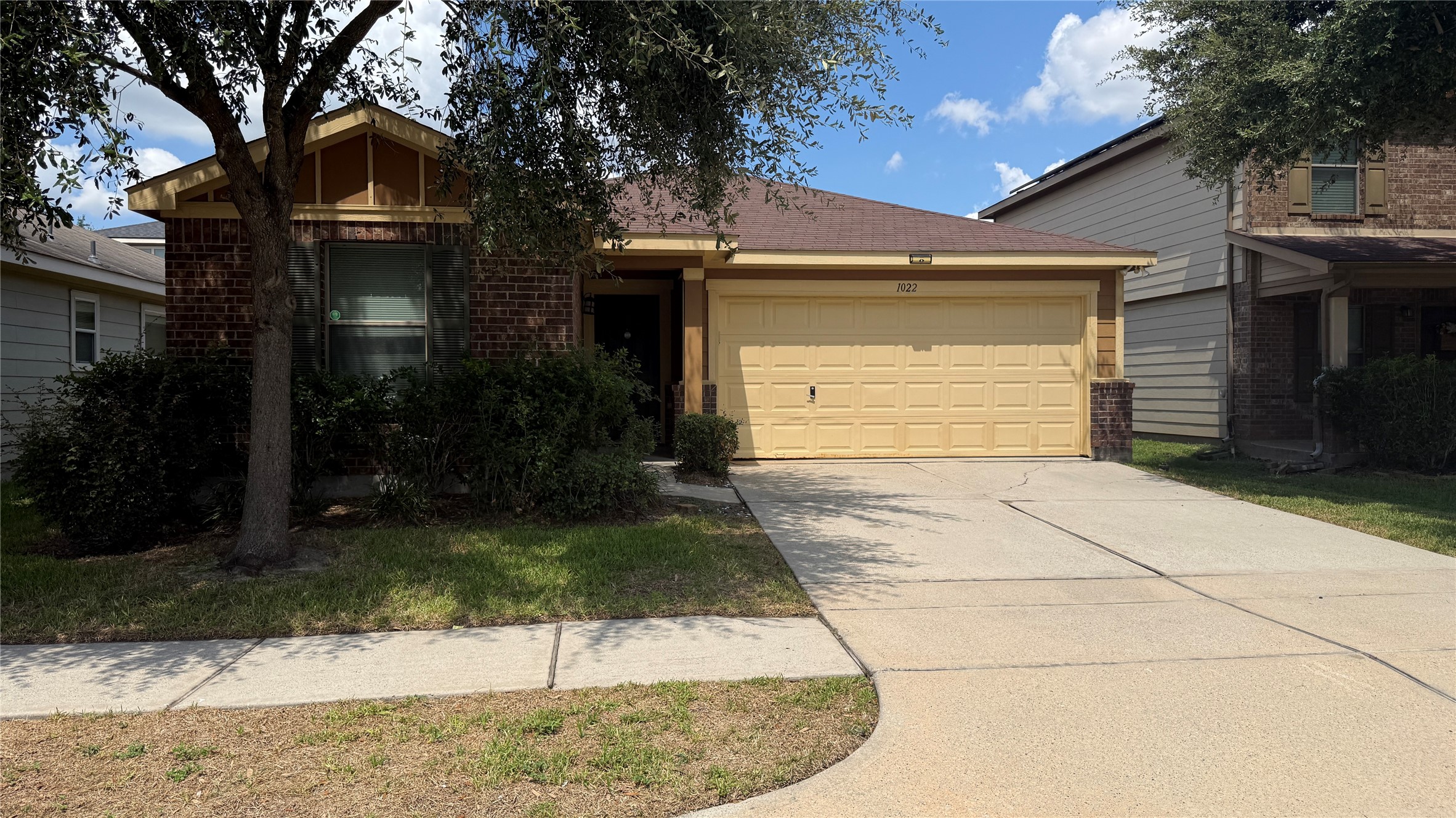 1022 Hummingbird Point Lane Property Photo 1