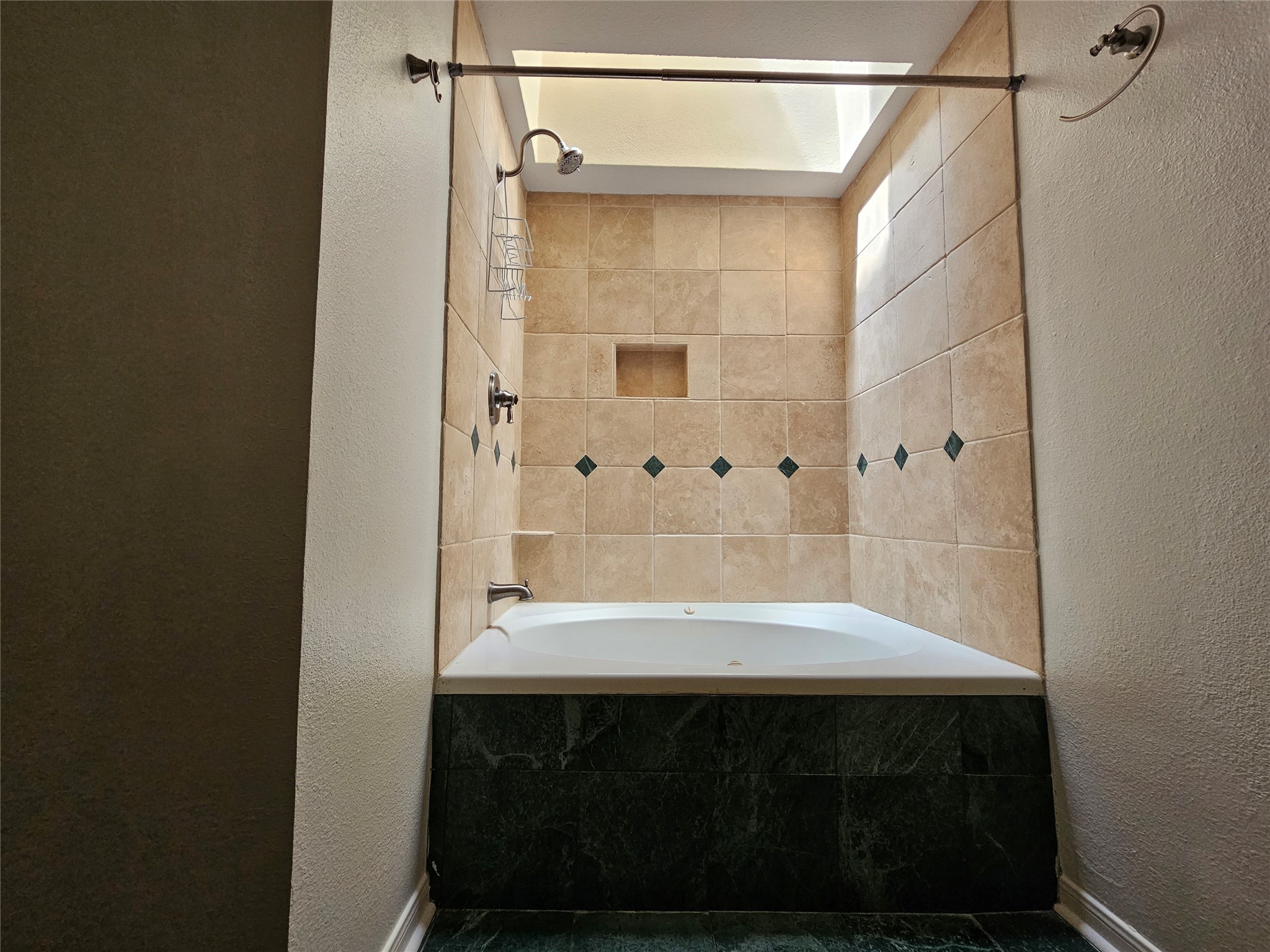 9800 Pagewood Lane 2404 Property Photo 10