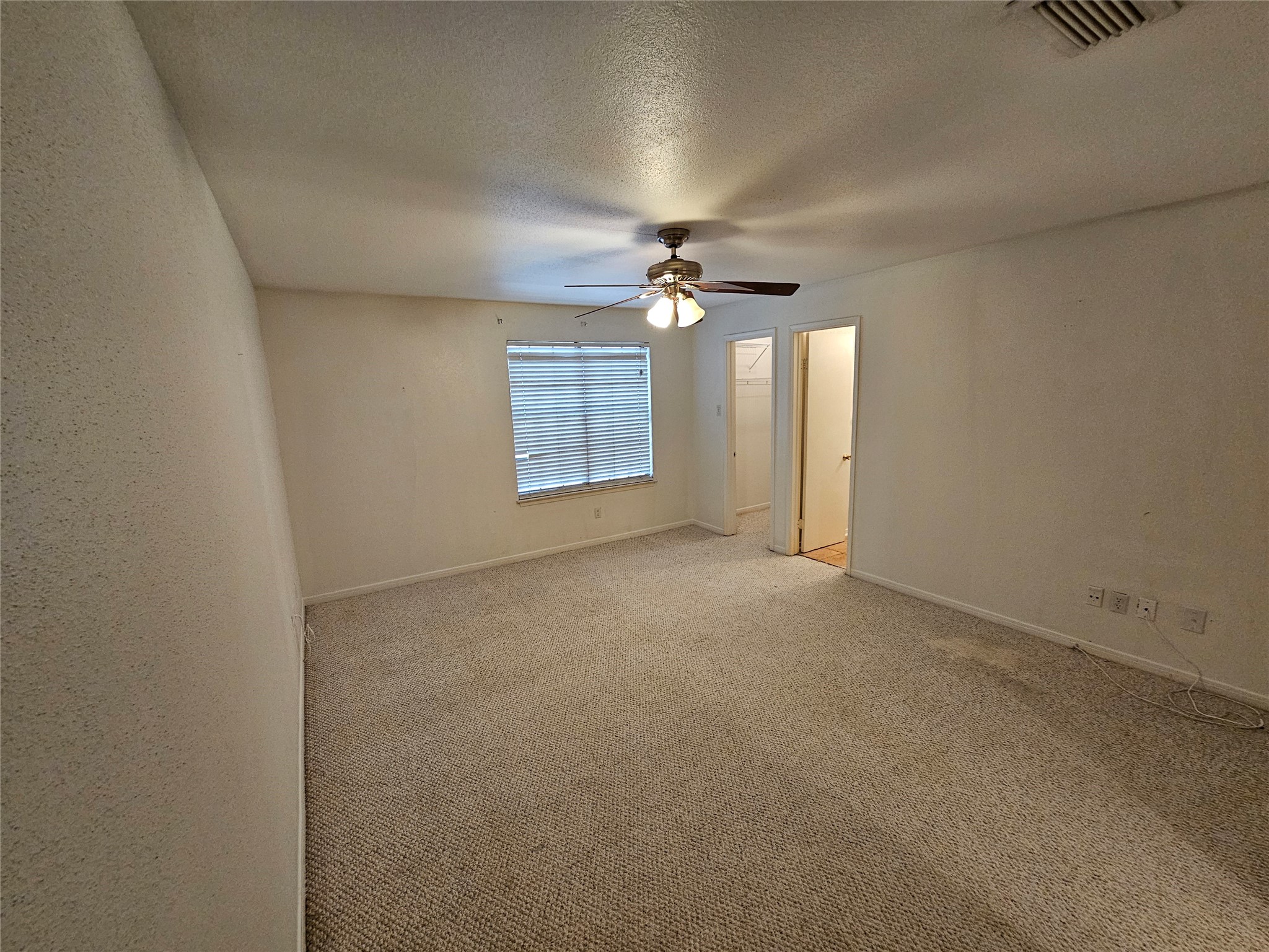 9800 Pagewood Lane 2404 Property Photo 11