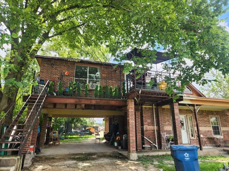 1902 July Street Property Photo 1